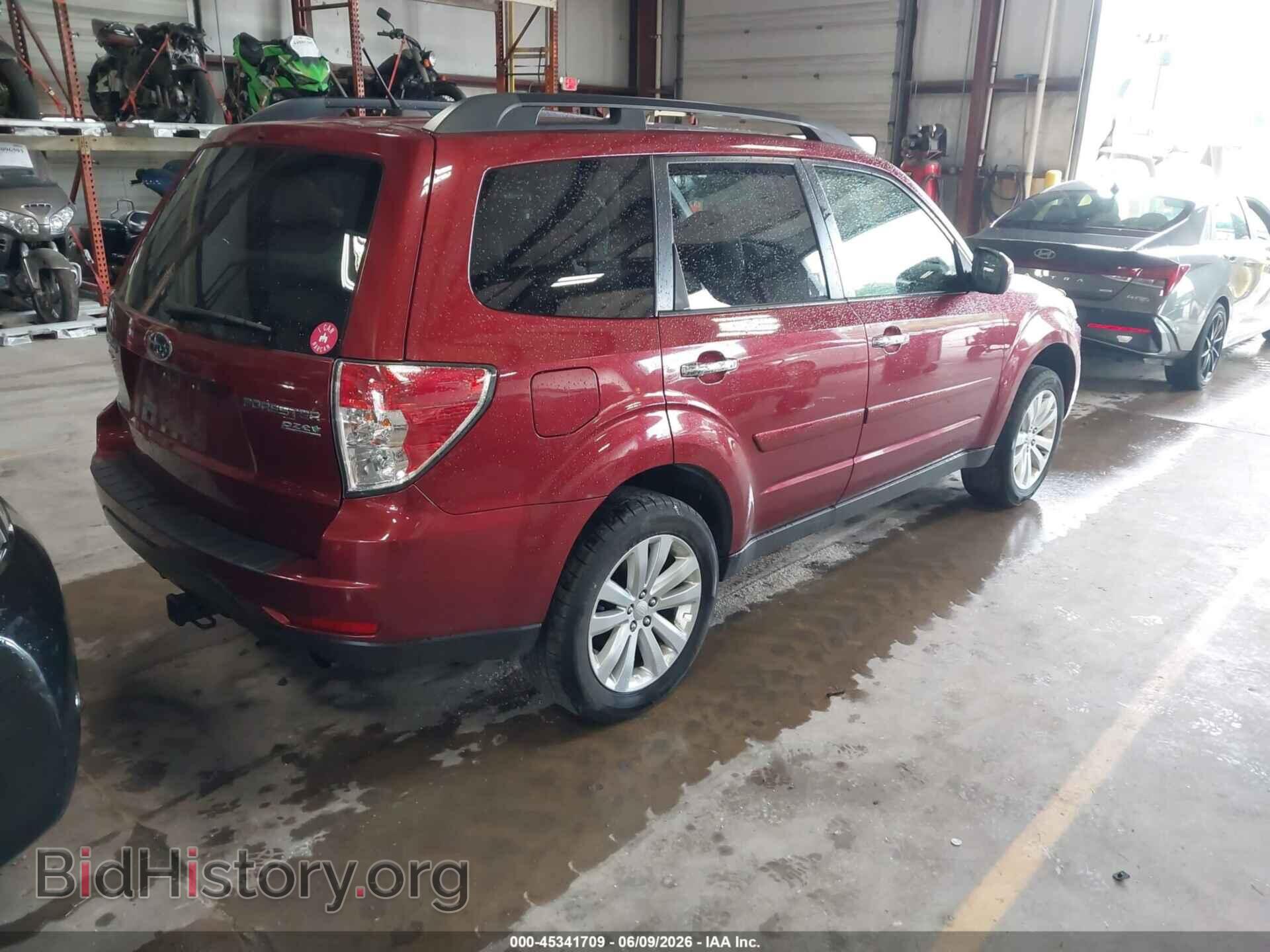 2011 SUBARU FORESTER - VIN: JF2SHAEC2BH736356 - Фото 4