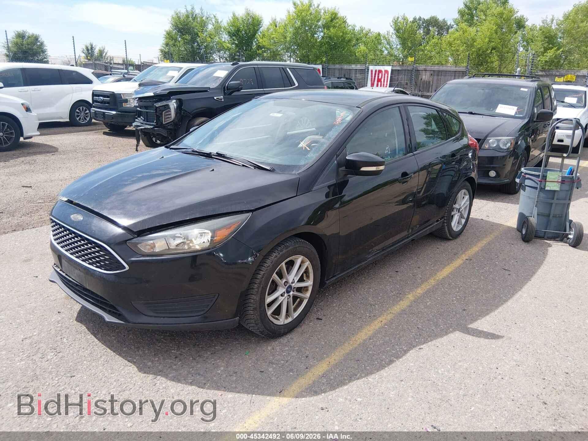 2017 FORD FOCUS - VIN: 1FADP3K29HL224848 - Фото 2