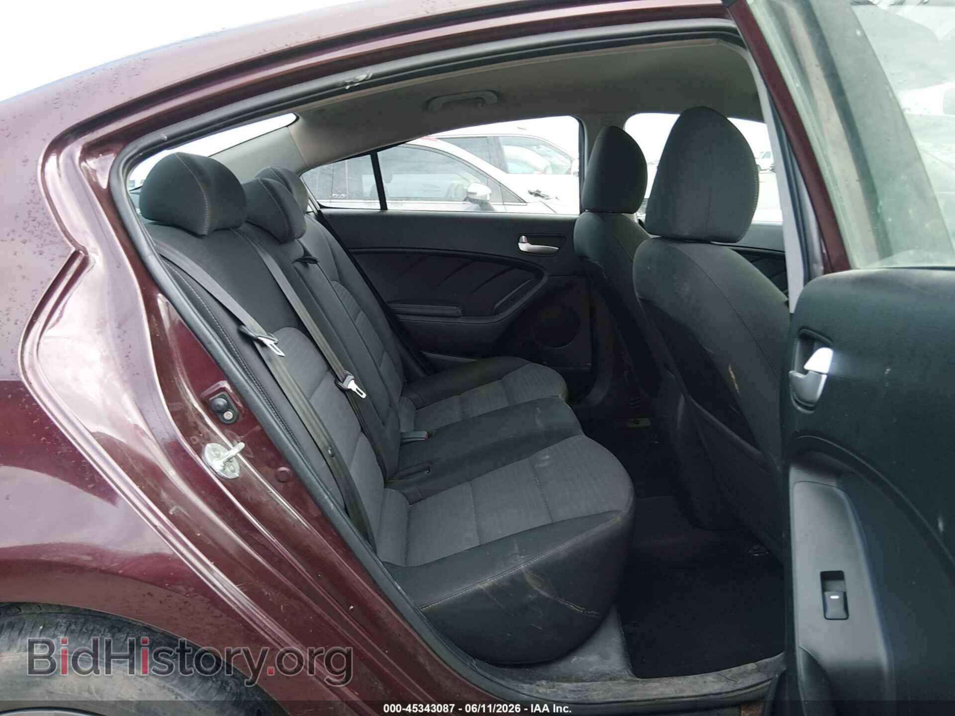 2017 KIA FORTE - VIN: 3KPFL4A76HE061229 - Фото 8