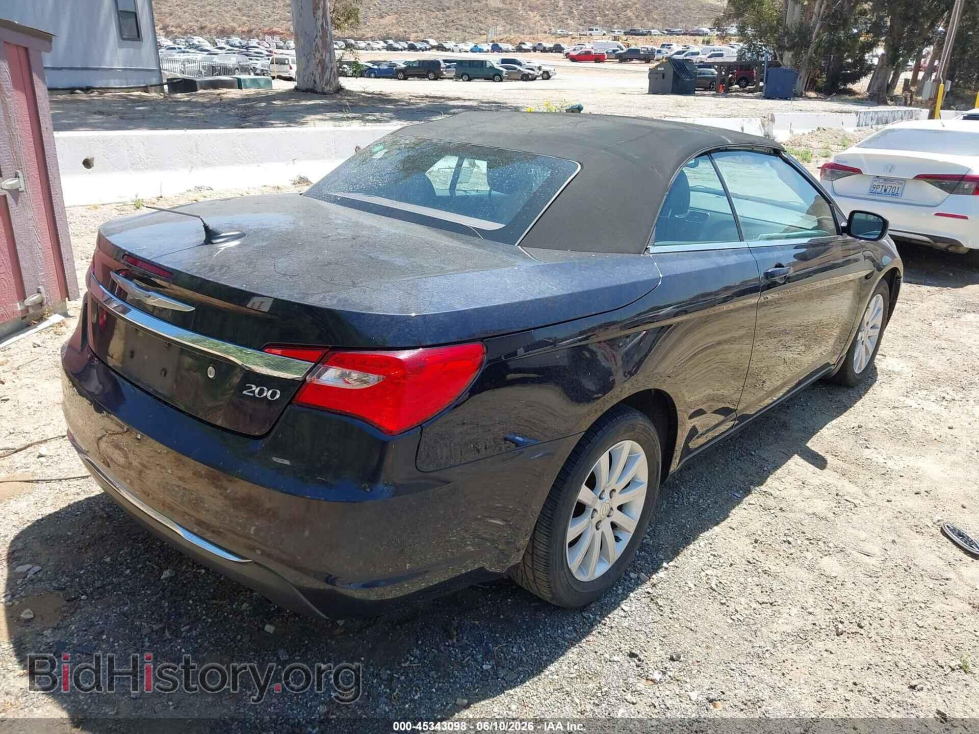 2011 CHRYSLER 200 - VIN: 1C3BC2EB4BN530231 - Фото 4