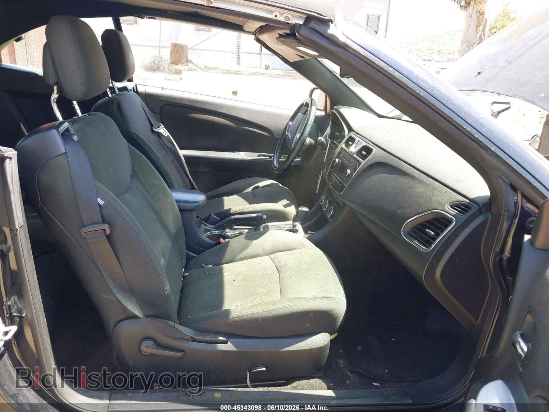 2011 CHRYSLER 200 - VIN: 1C3BC2EB4BN530231 - Фото 5