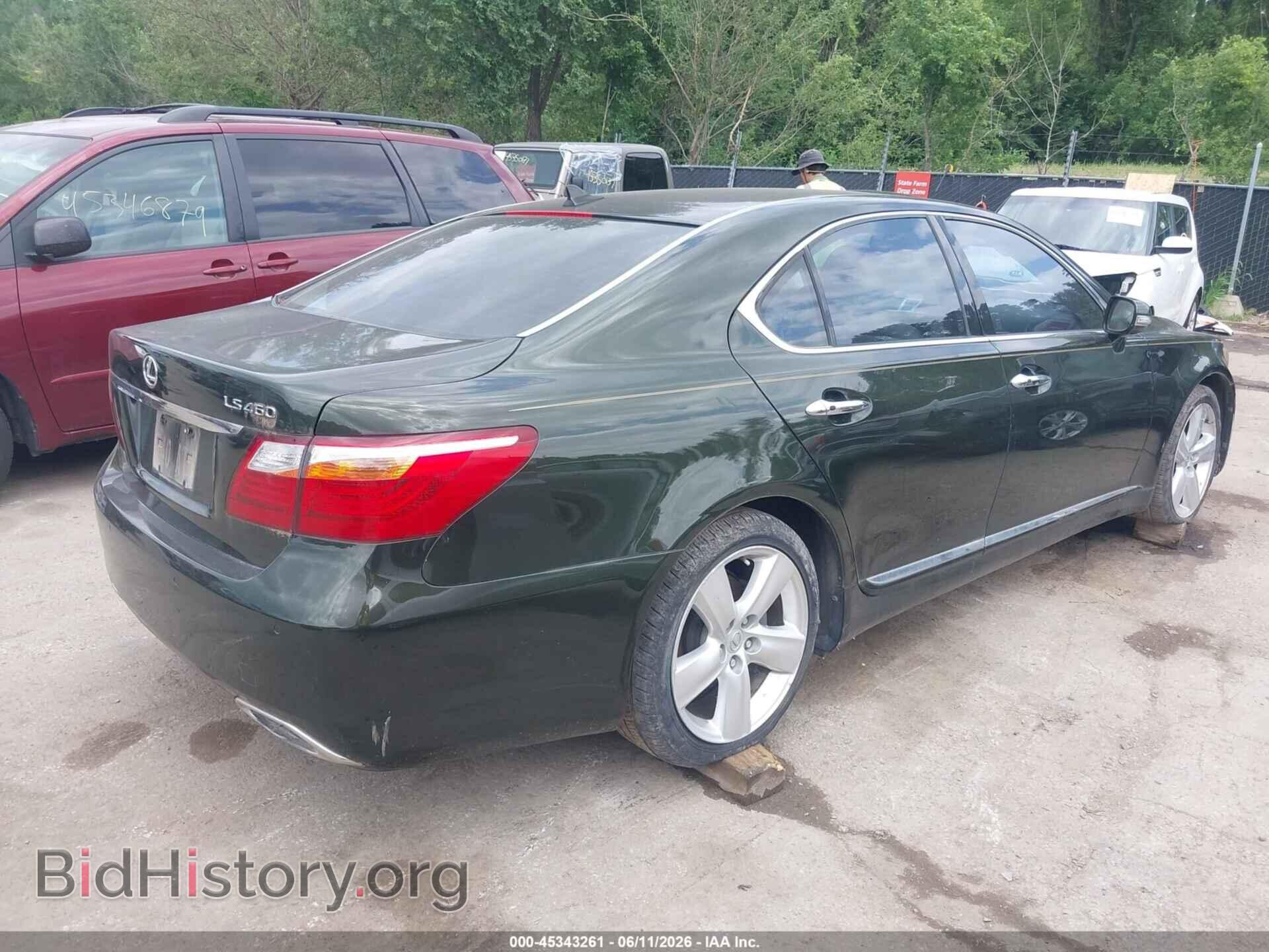 2011 LEXUS LS 460 - VIN: JTHBL5EFXB5102081 - Photo 4