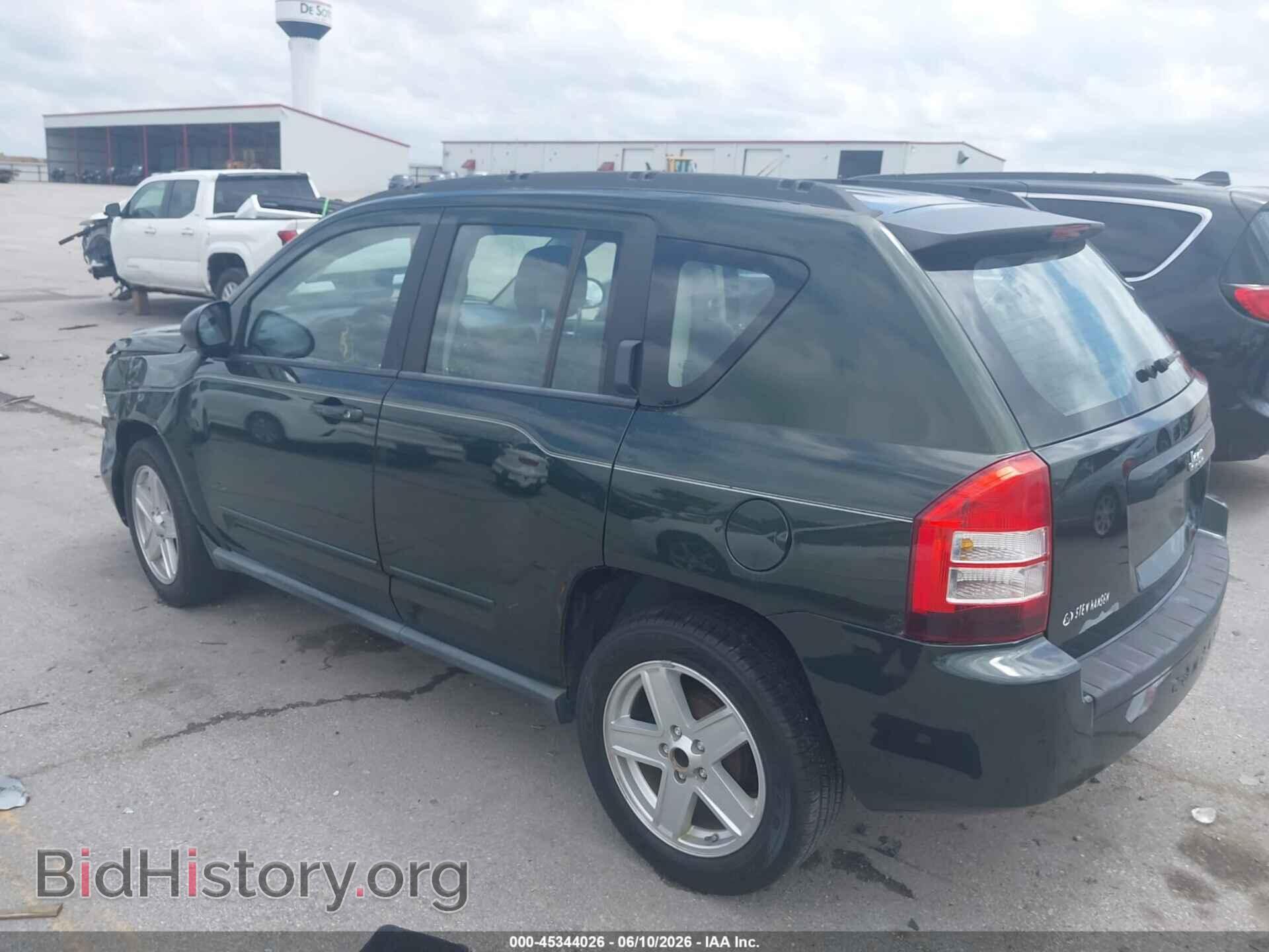 2010 JEEP COMPASS - VIN: 1J4NT4FB1AD612242 - Фото 3