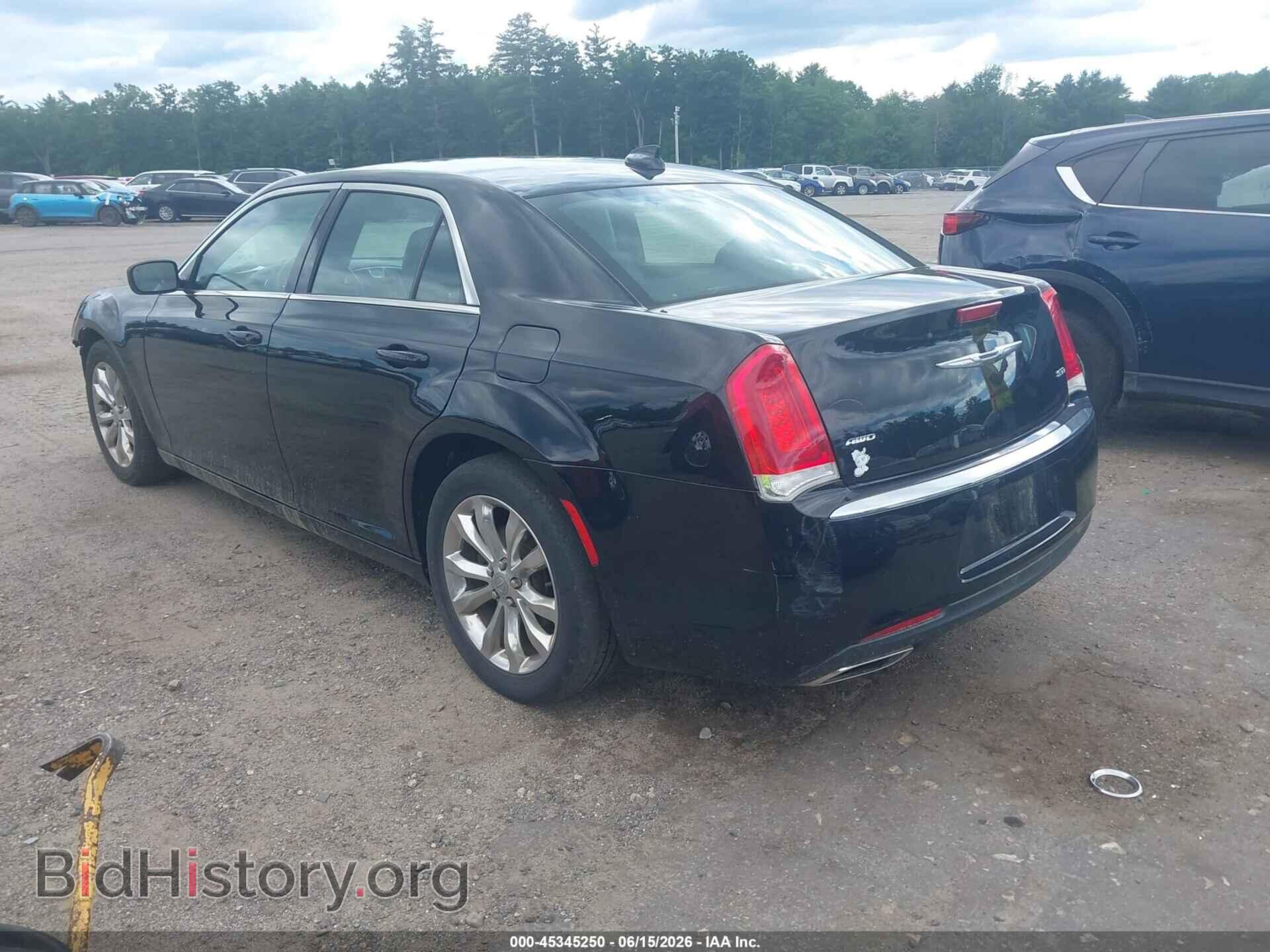 2016 CHRYSLER 300 - VIN: 2C3CCARG1GH344196 - Фото 3