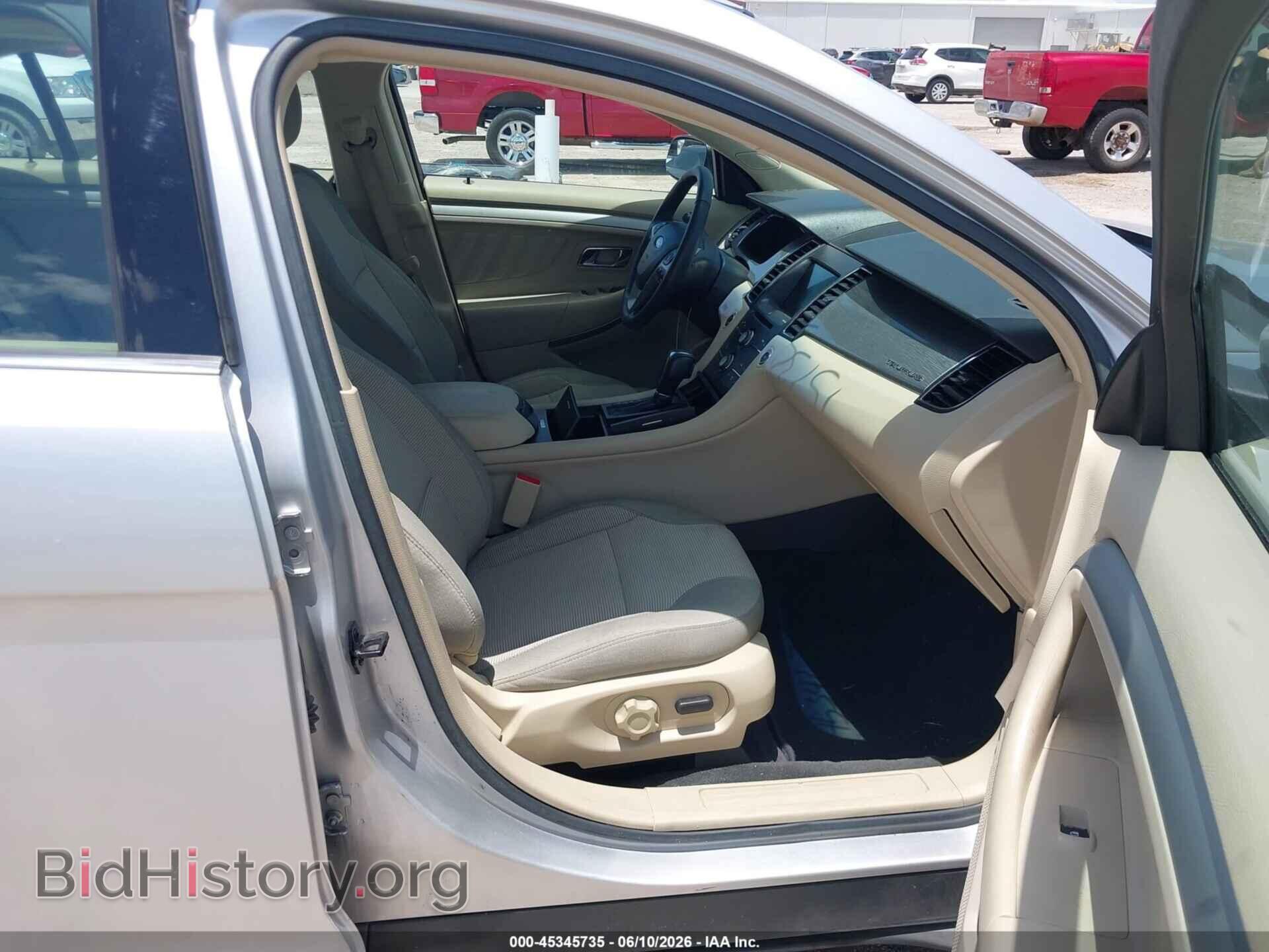 2017 FORD TAURUS - VIN: 1FAHP2E82HG103700 - Фото 5