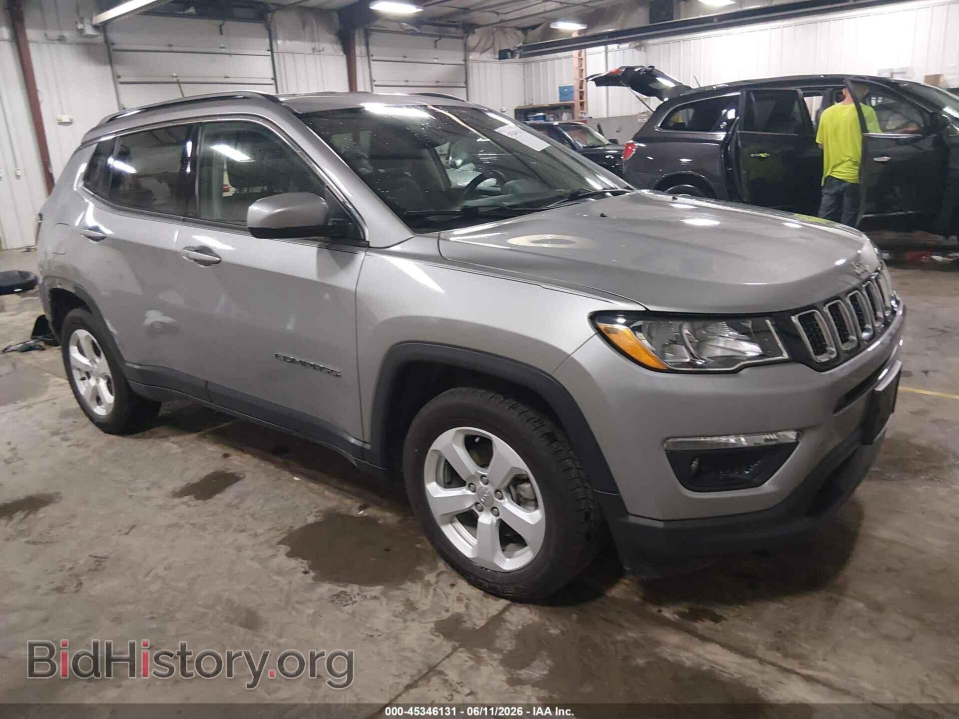 Photo 3C4NJCBB1KT851992 - JEEP COMPASS 2019