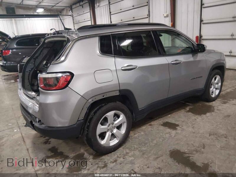 2019 Jeep COMPASS (VIN 3C4NJCBB1KT851992) — фото 4 из 18