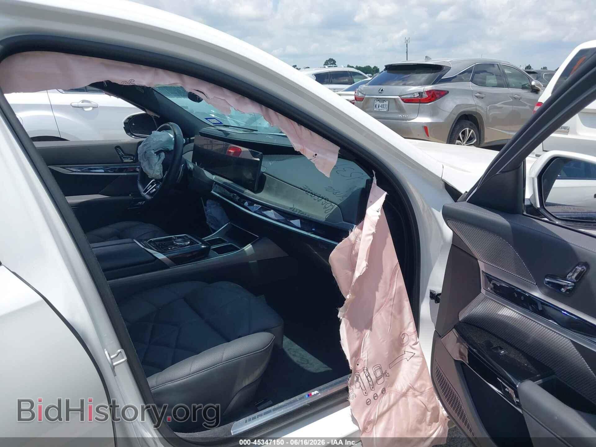 2023 BMW 740 - VIN: WBA23EH00PCN79921 - Photo 5