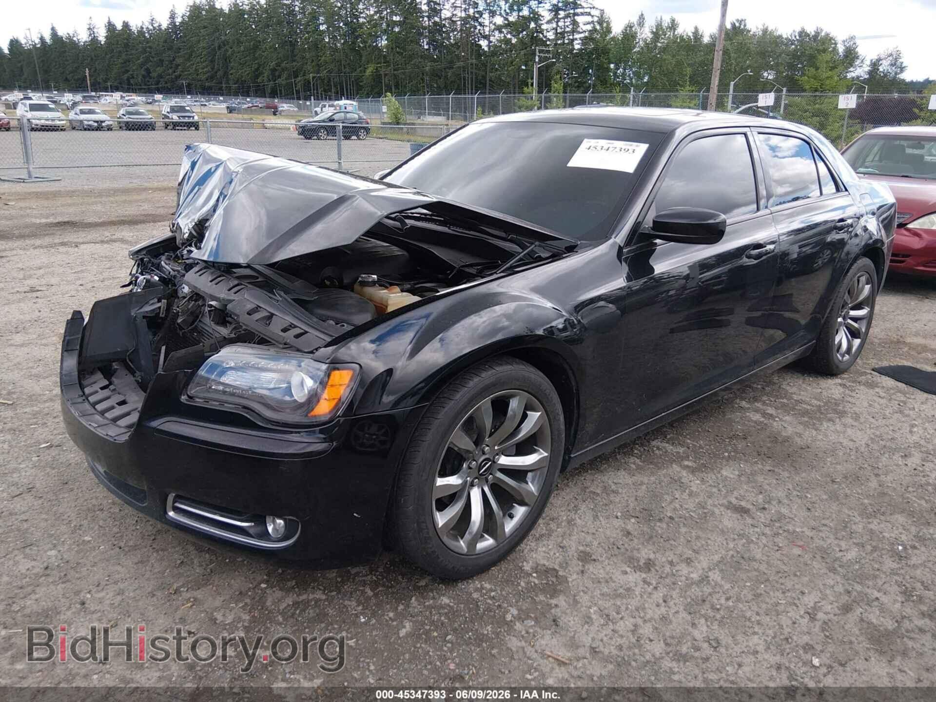 2014 CHRYSLER 300 - VIN: 2C3CCABG4EH372663 - Photo 2