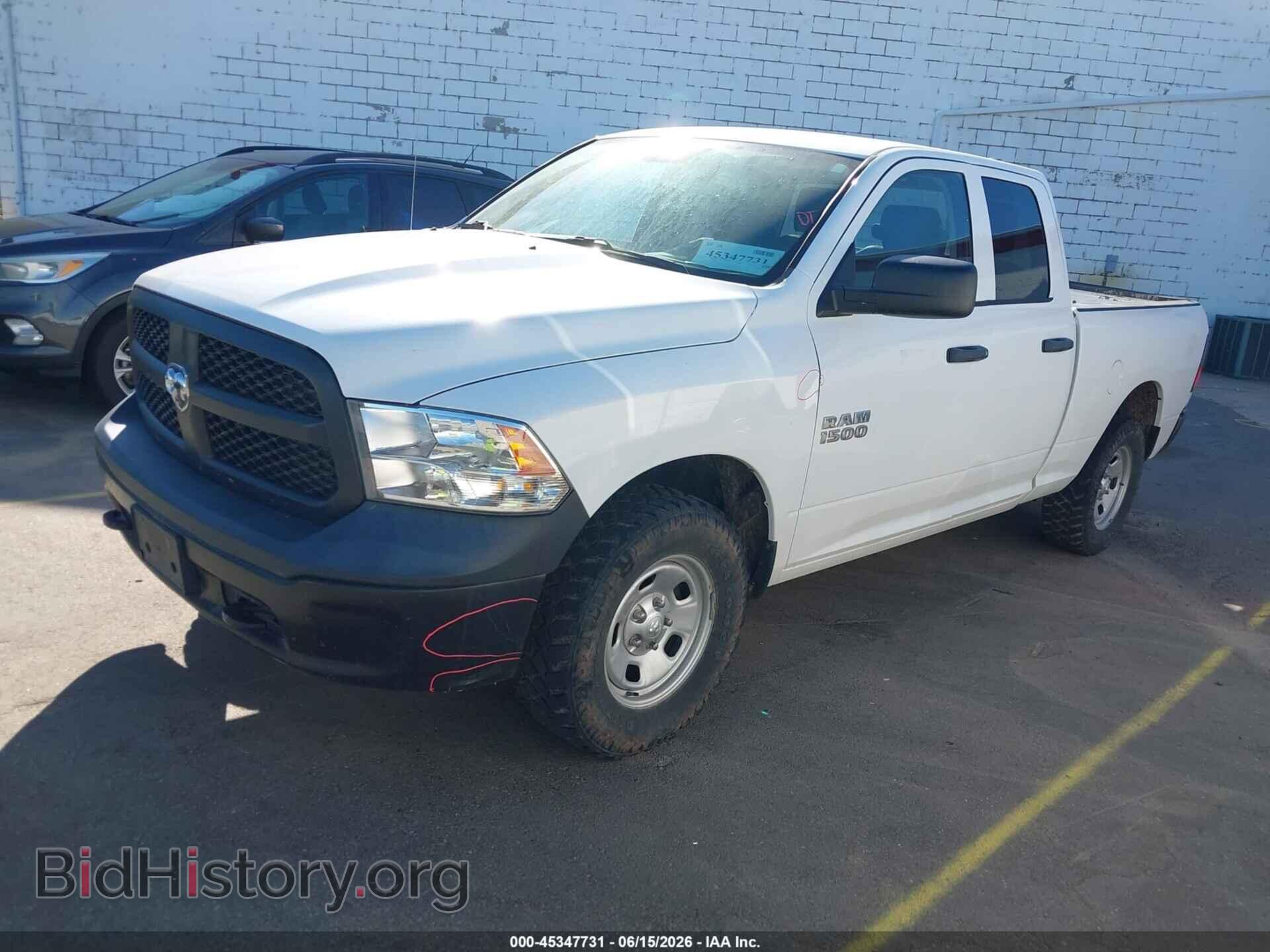2018 RAM 1500 - VIN: 1C6RR7FG6JS306711 - Фото 2