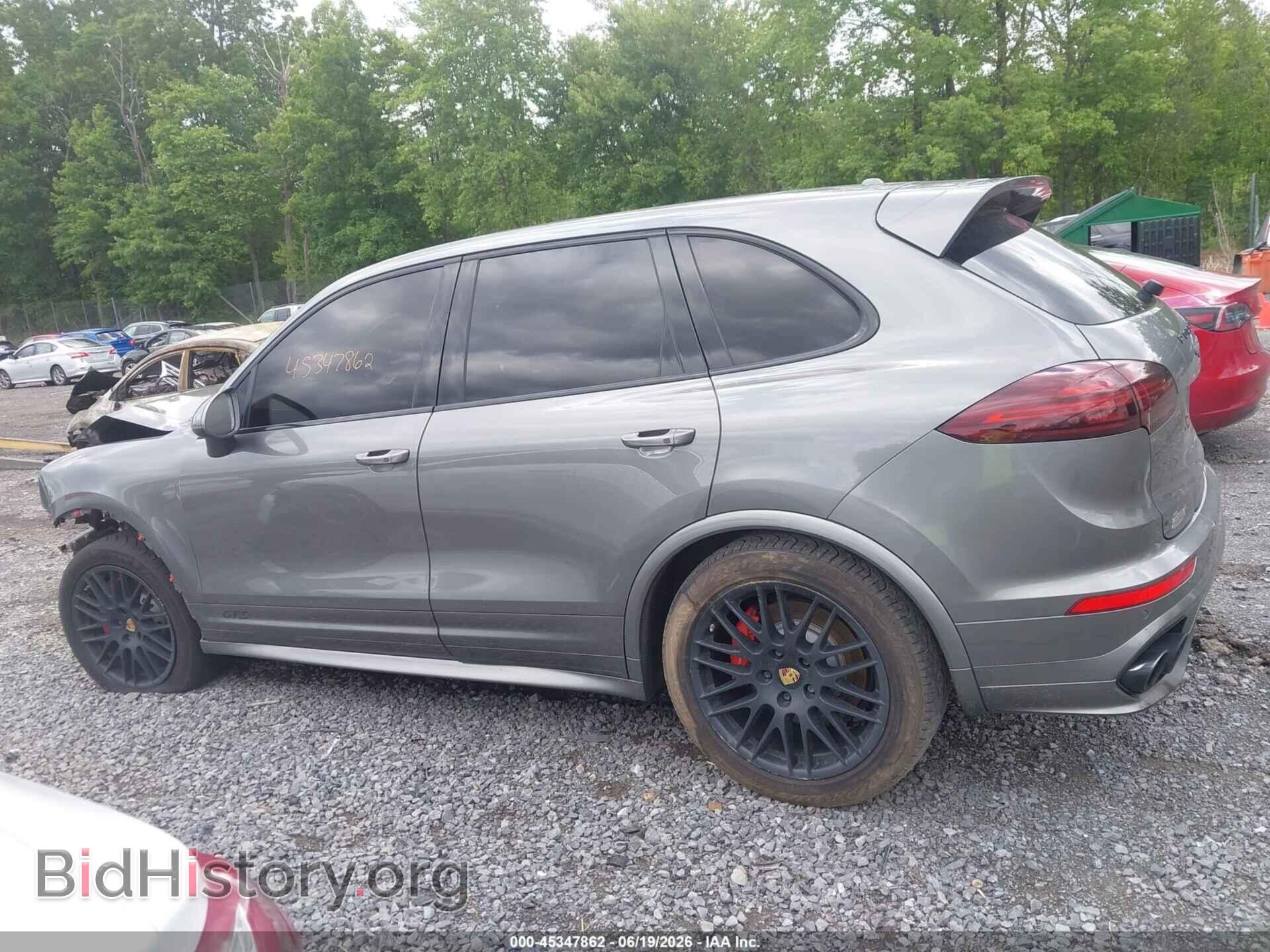 2016 PORSCHE CAYENNE - VIN: WP1AD2A25GLA77538 - Photo 14