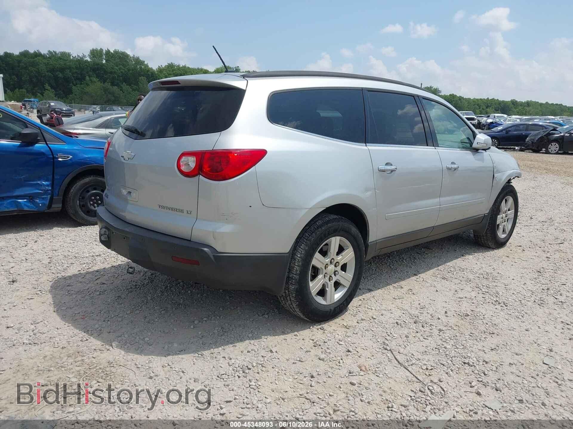 2010 CHEVROLET TRAVERSE - VIN: 1GNLVGED7AJ242984 - Фото 4