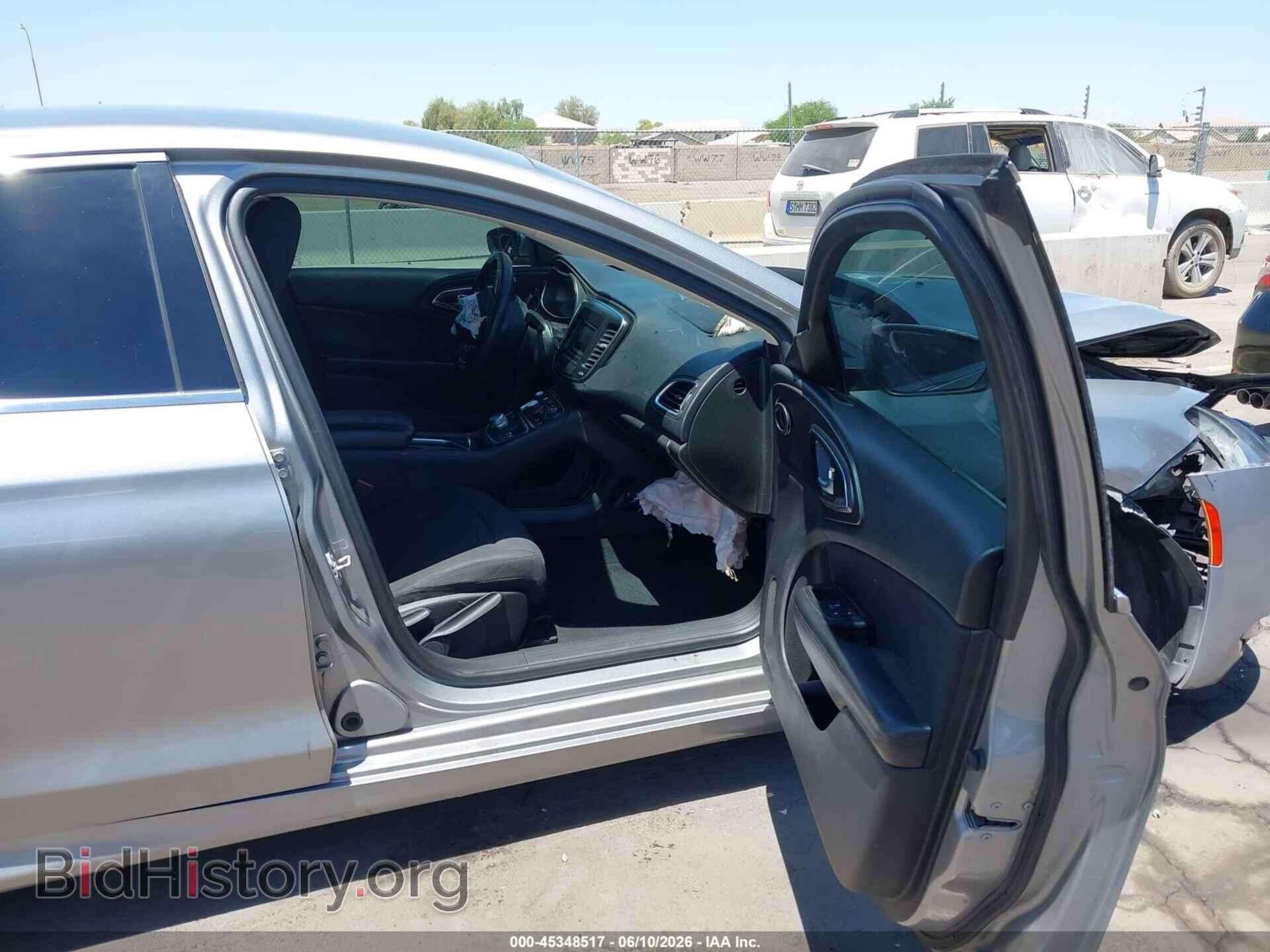 2016 CHRYSLER 200 - VIN: 1C3CCCAB0GN107086 - Photo 5