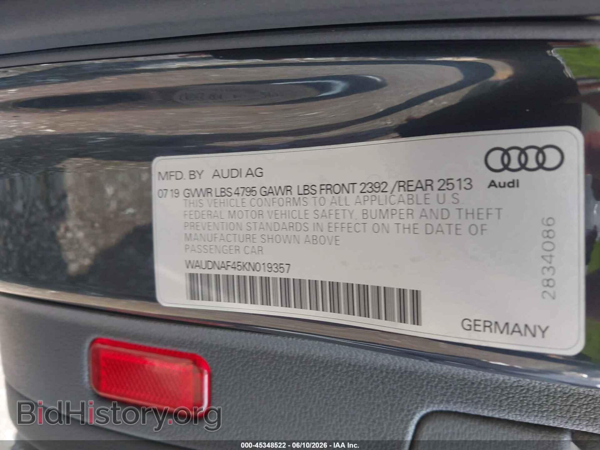 2019 AUDI A4 - VIN: WAUDNAF45KN019357 - Фото 9