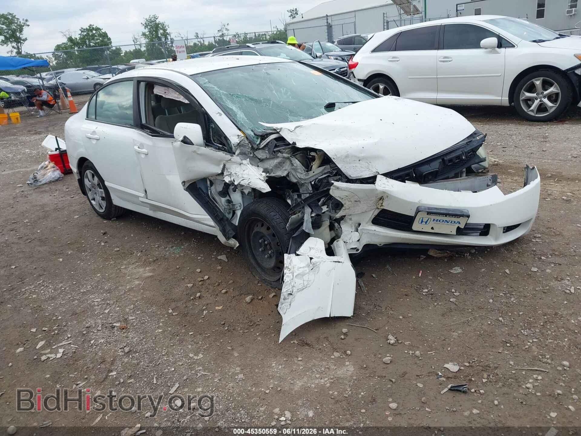 Photo 19XFA1F53BE003338 - HONDA CIVIC 2011