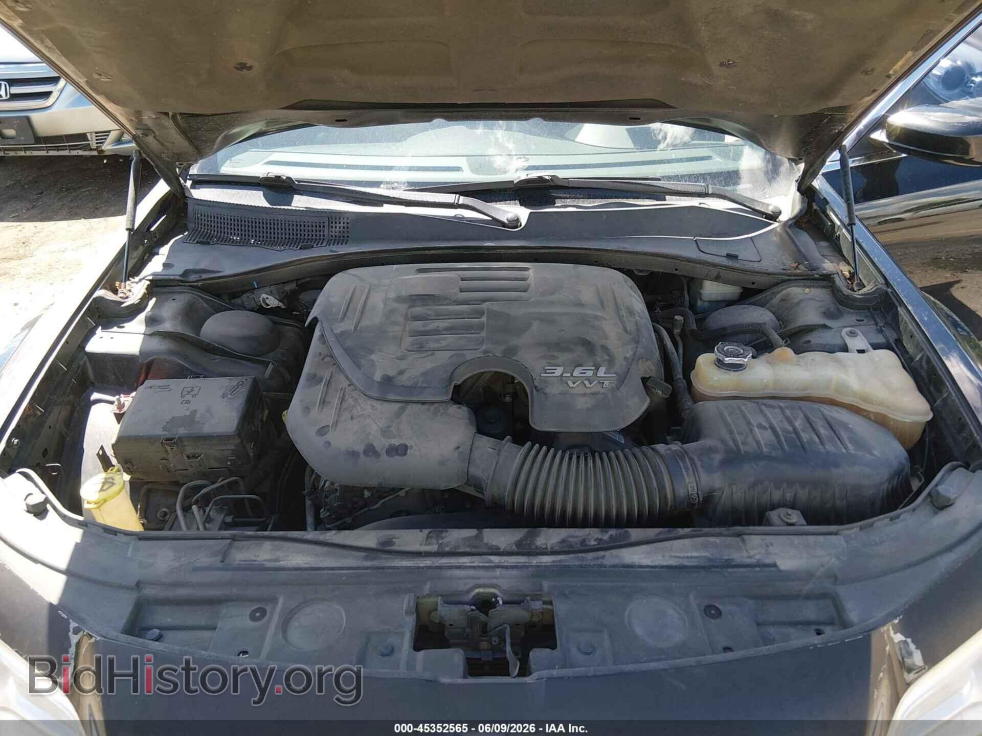 2012 CHRYSLER 300 - VIN: 2C3CCAAG9CH166978 - Фото 10