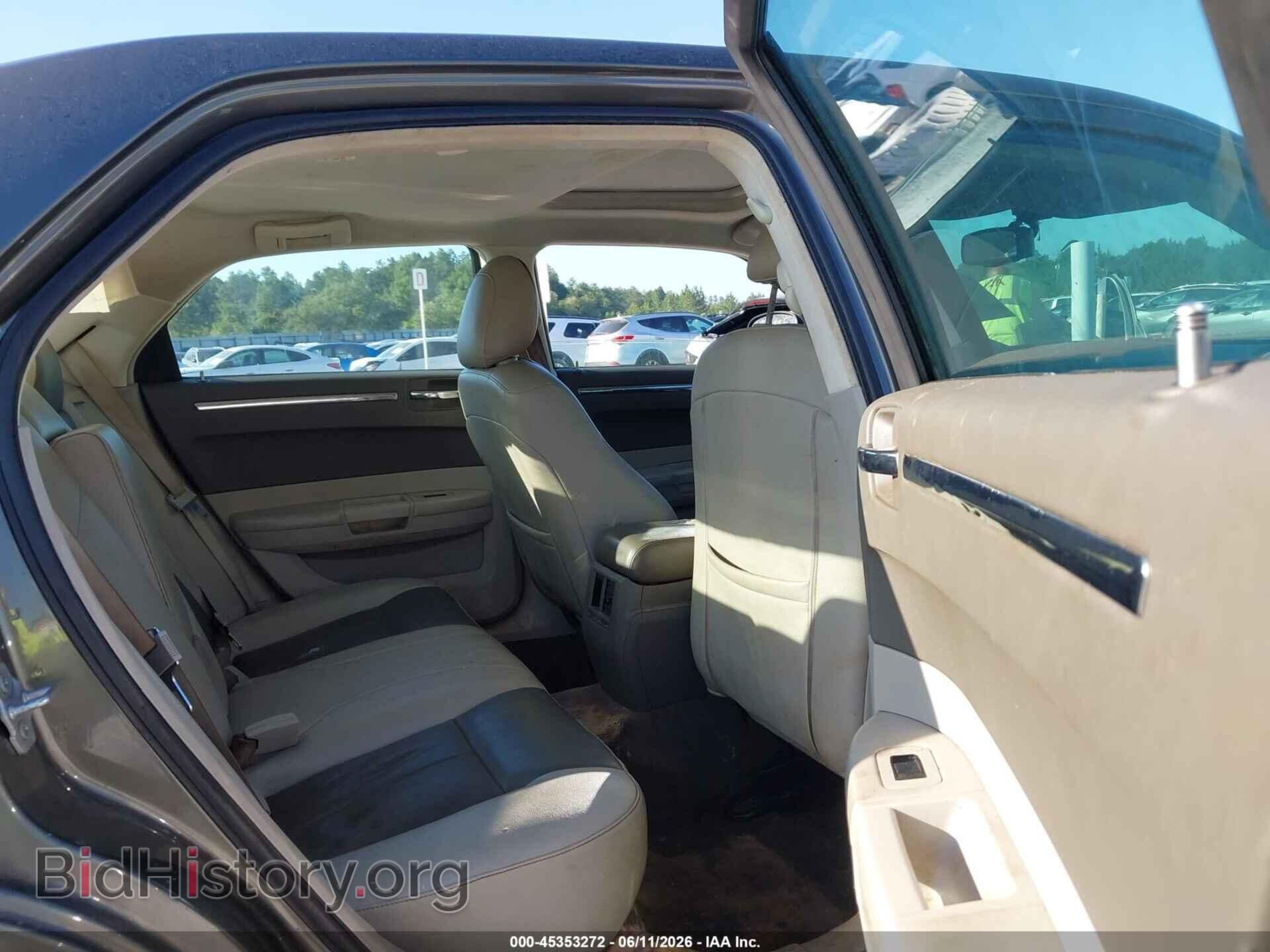 2008 CHRYSLER 300 - VIN: 2C3LA53G38H160384 - Фото 8