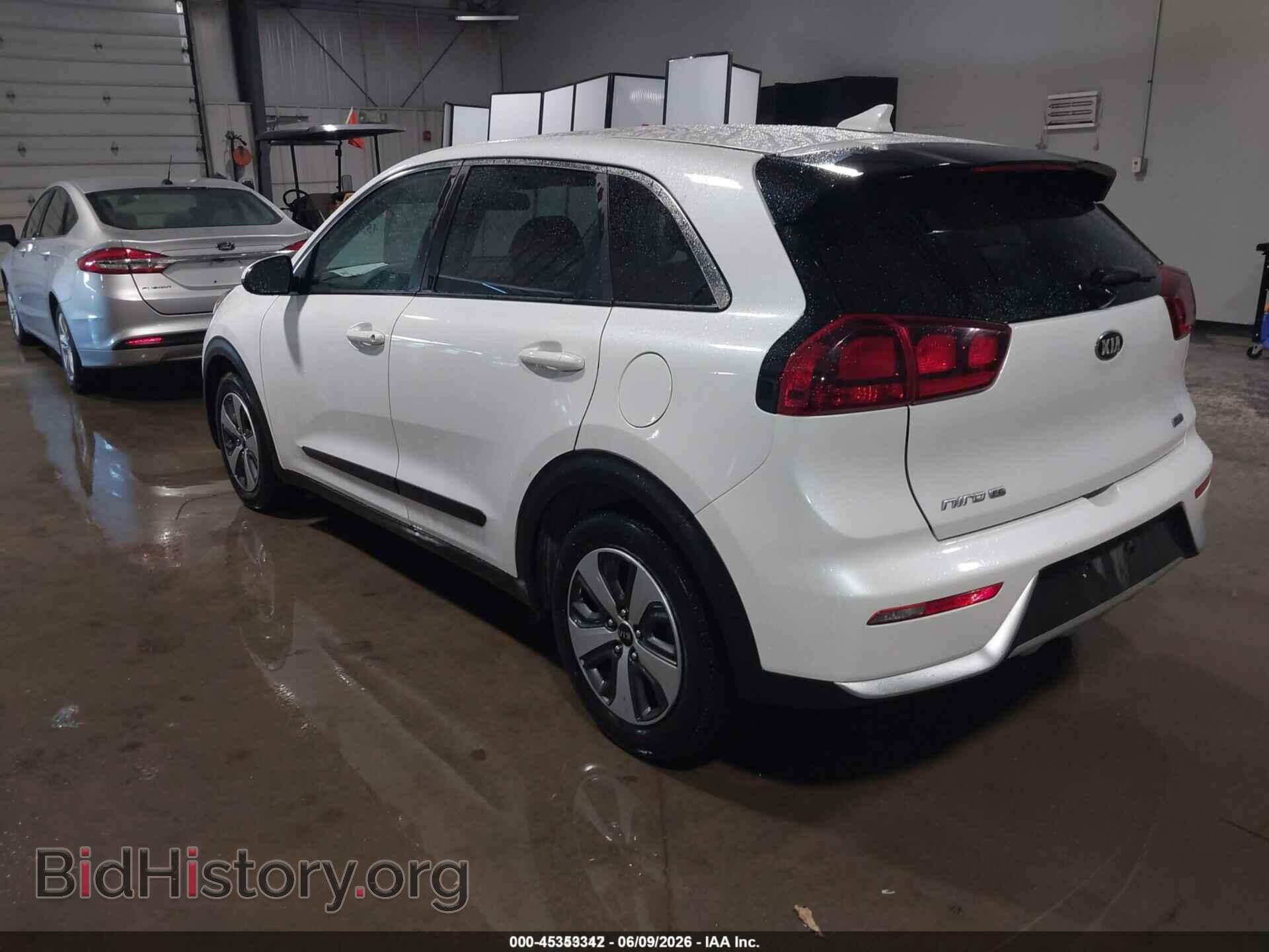 2018 KIA NIRO - VIN: KNDCB3LC2J5158262 - Фото 3