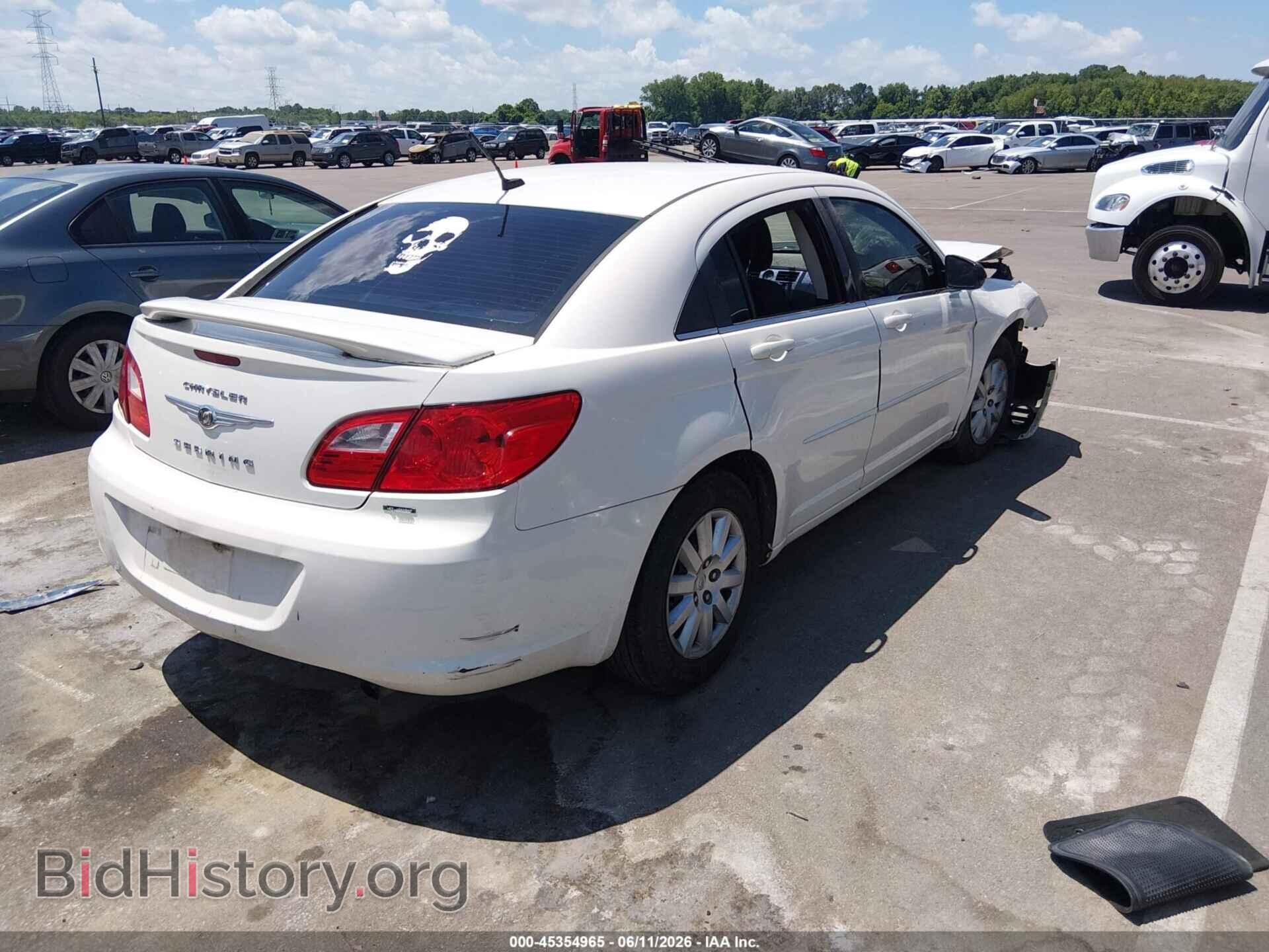 2010 CHRYSLER SEBRING - VIN: 1C3CC4FB3AN153744 - Фото 4