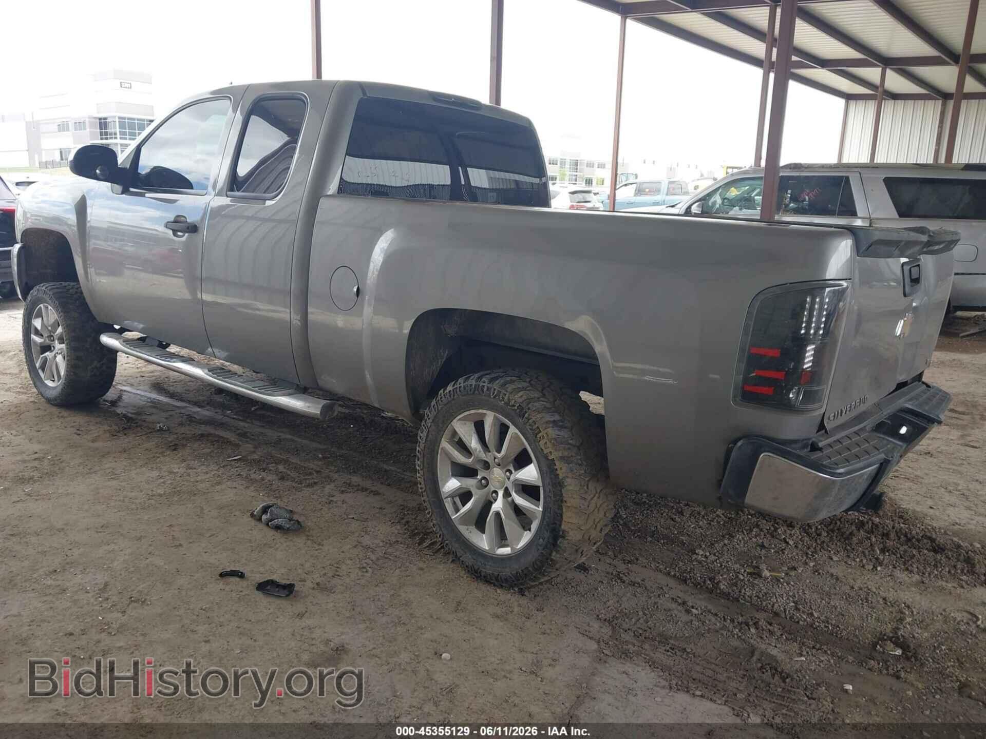 2008 CHEVROLET SILVERADO 1500 - VIN: 2GCEC19C281312899 - Фото 3