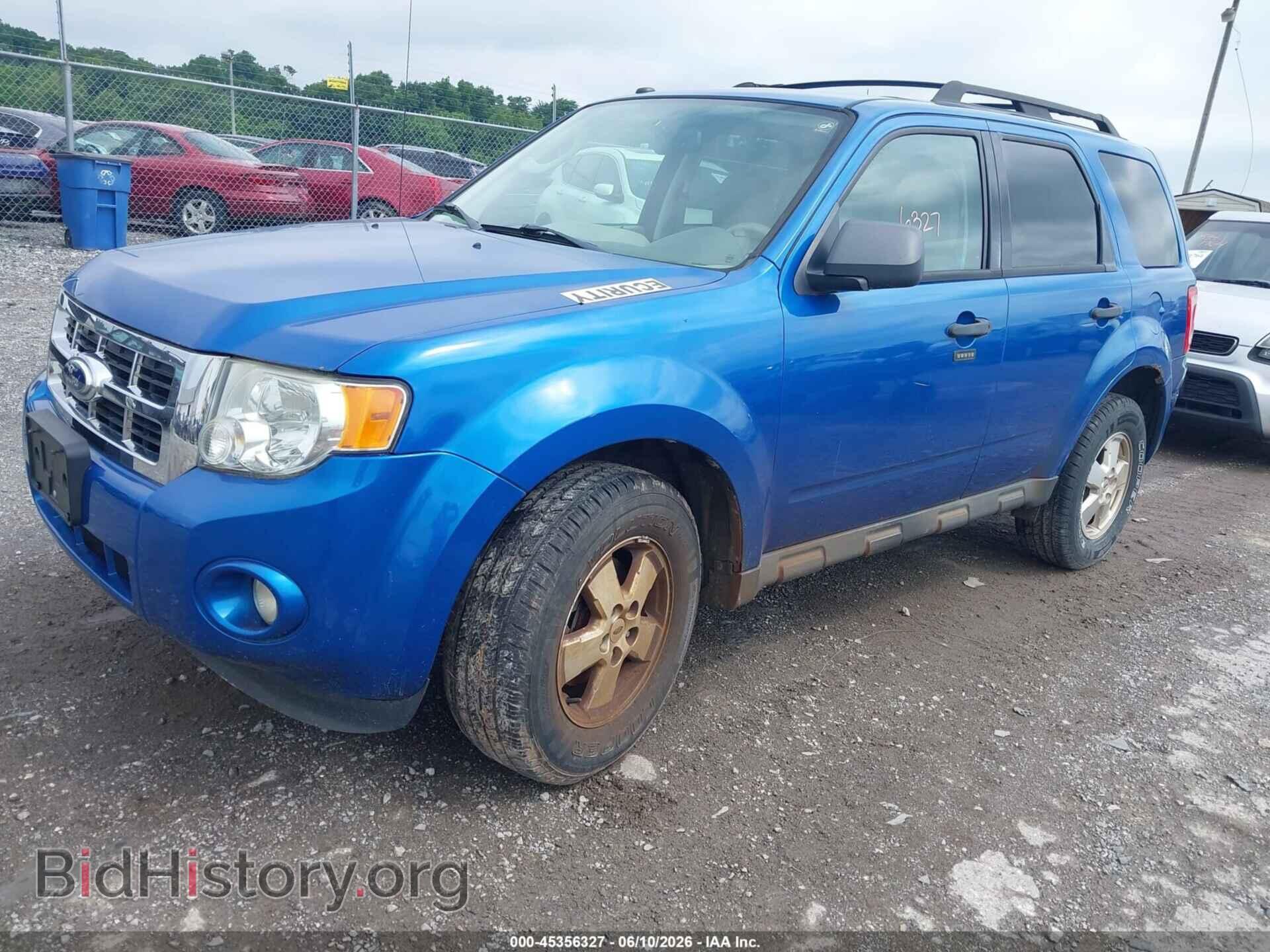 2011 FORD ESCAPE - VIN: 1FMCU9D70BKB18260 - Photo 2