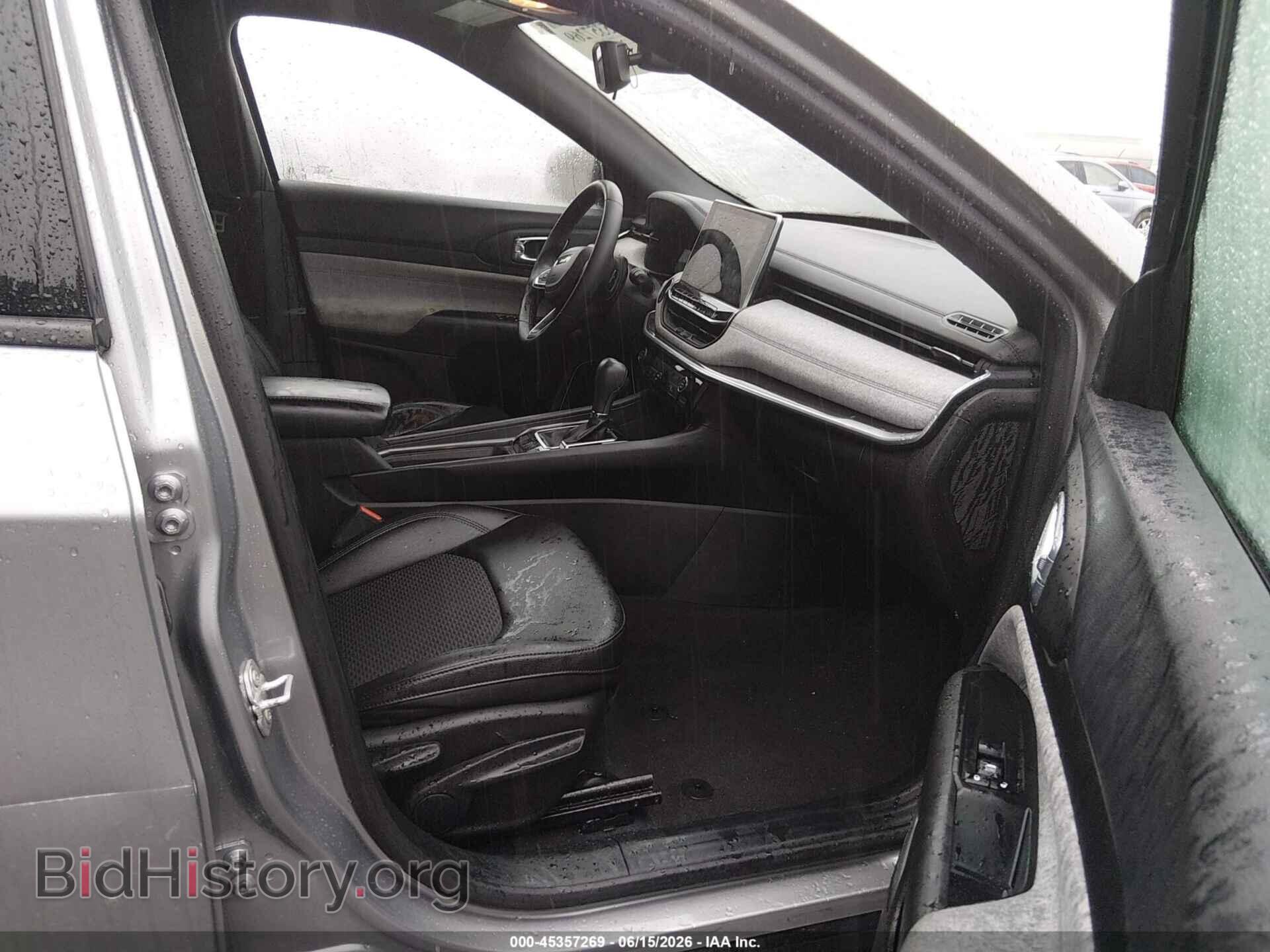 2024 JEEP COMPASS - VIN: 3C4NJDBN0RT607132 - Фото 5