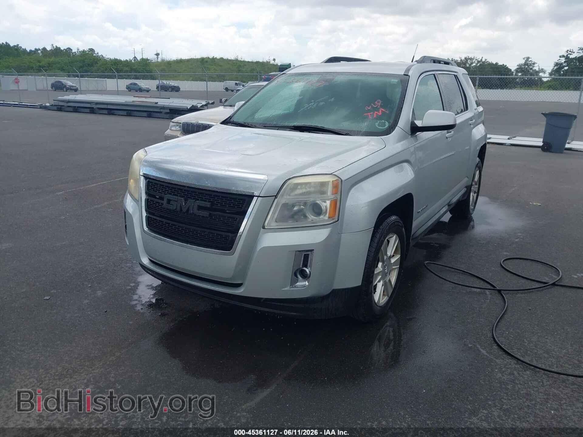 2010 GMC TERRAIN - VIN: 2CTALDEW0A6239089 - Photo 2