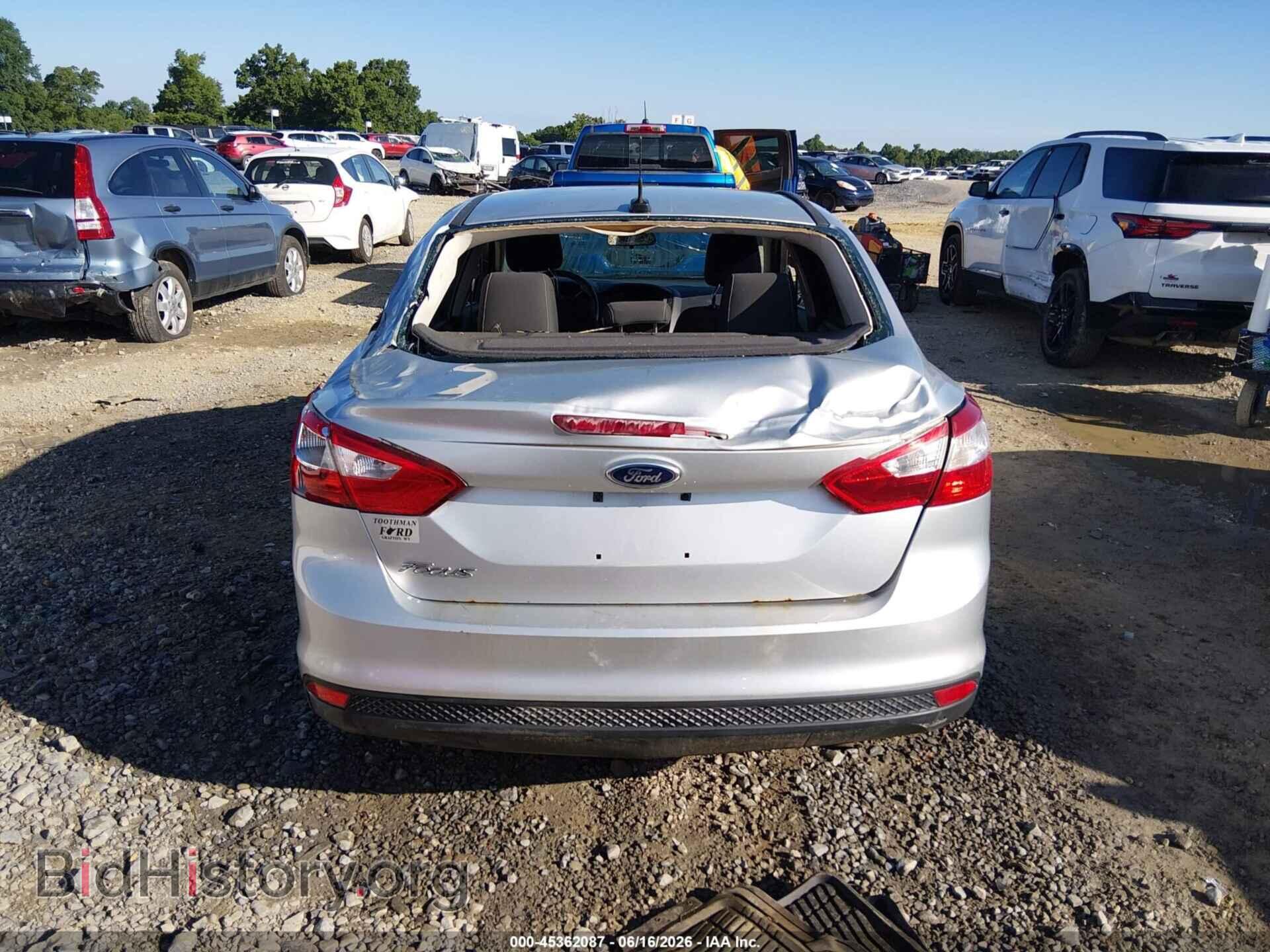 2014 FORD FOCUS - VIN: 1FADP3E27EL329900 - Фото 16