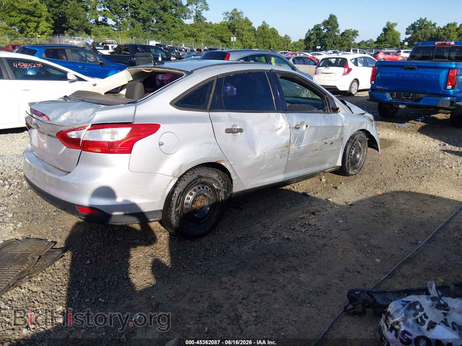 2014 FORD FOCUS - VIN: 1FADP3E27EL329900 - Фото 4
