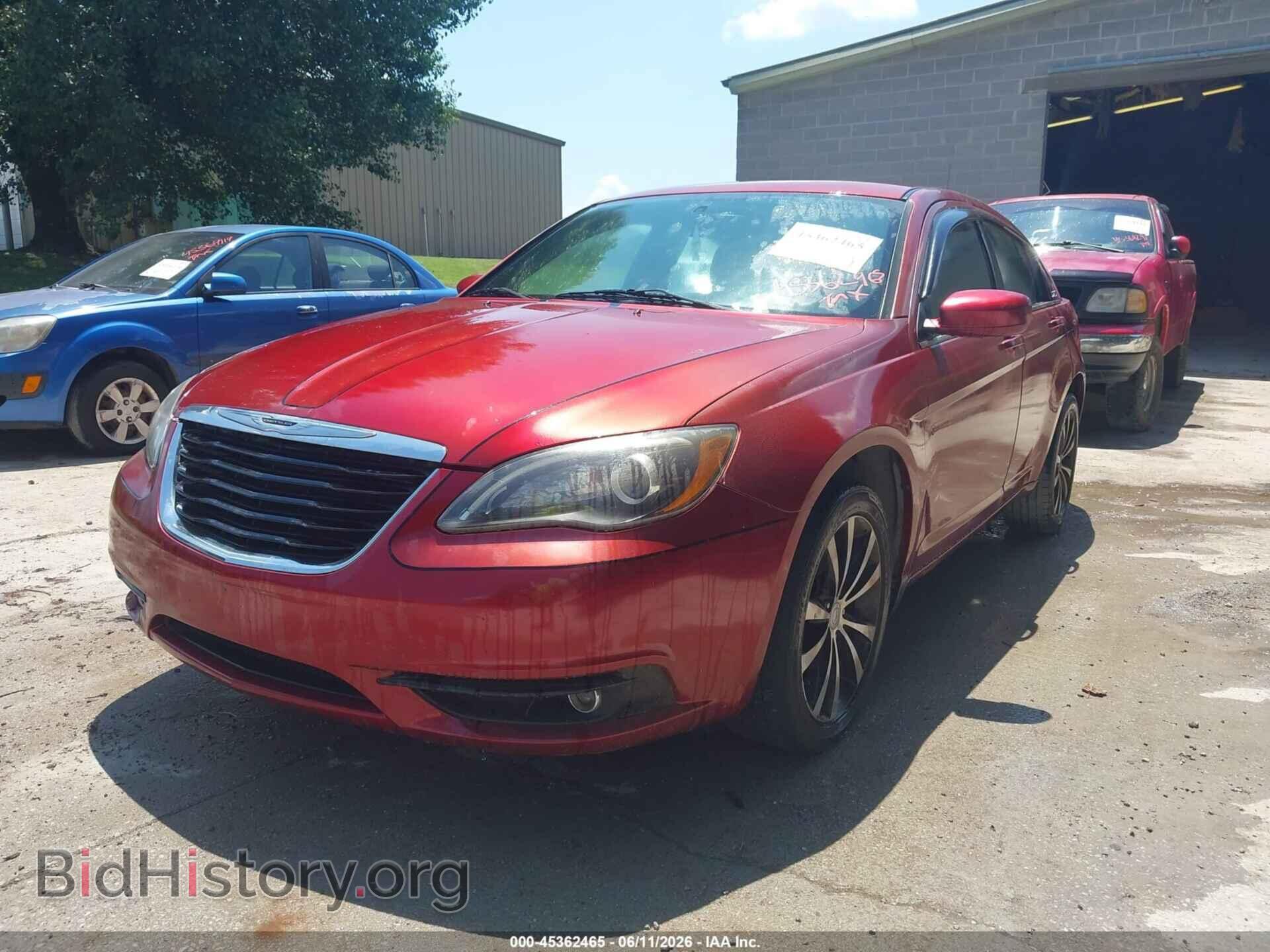 2013 CHRYSLER 200 - VIN: 1C3CCBBB3DN584681 - Фото 2