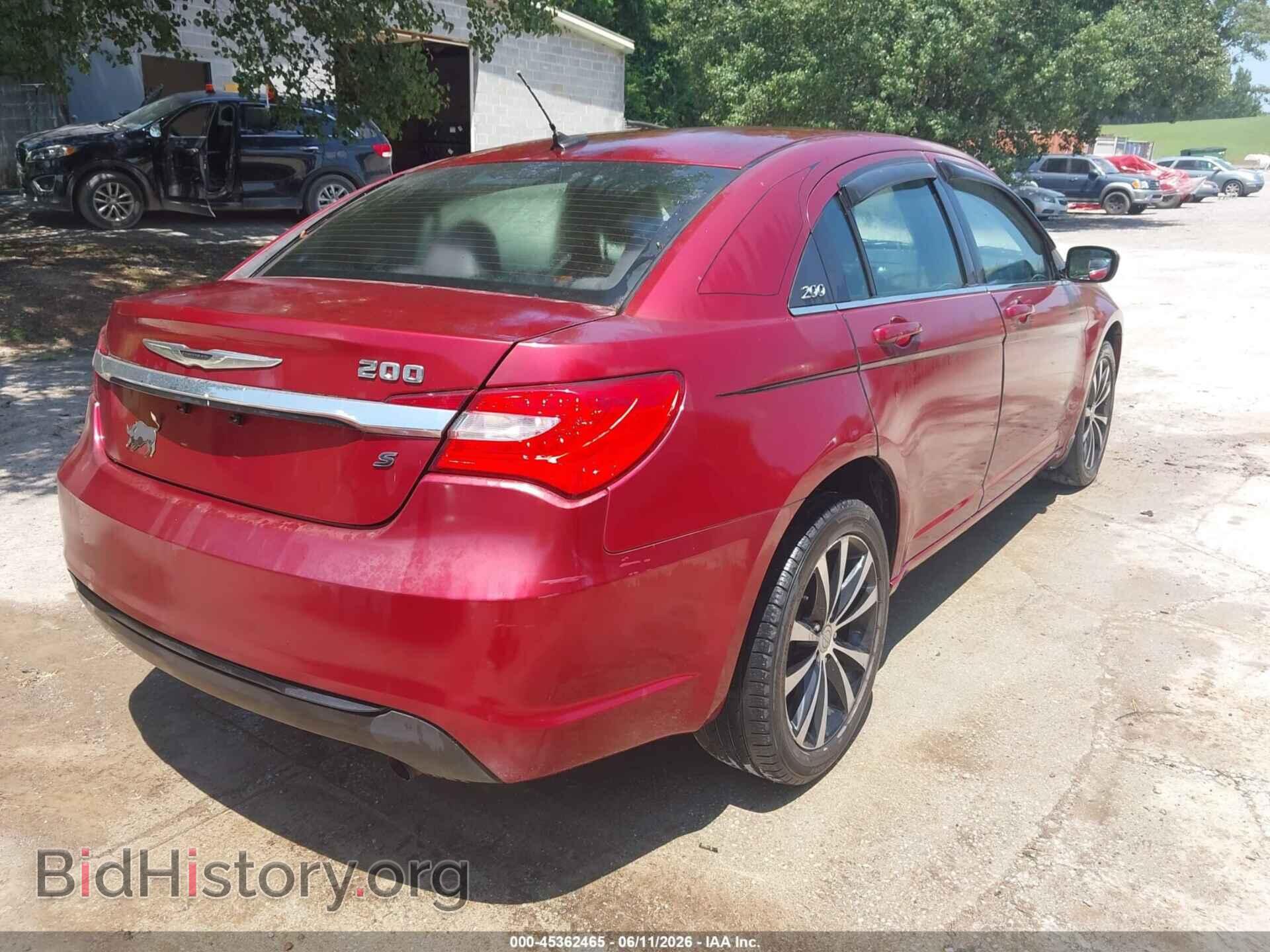 2013 CHRYSLER 200 - VIN: 1C3CCBBB3DN584681 - Фото 4