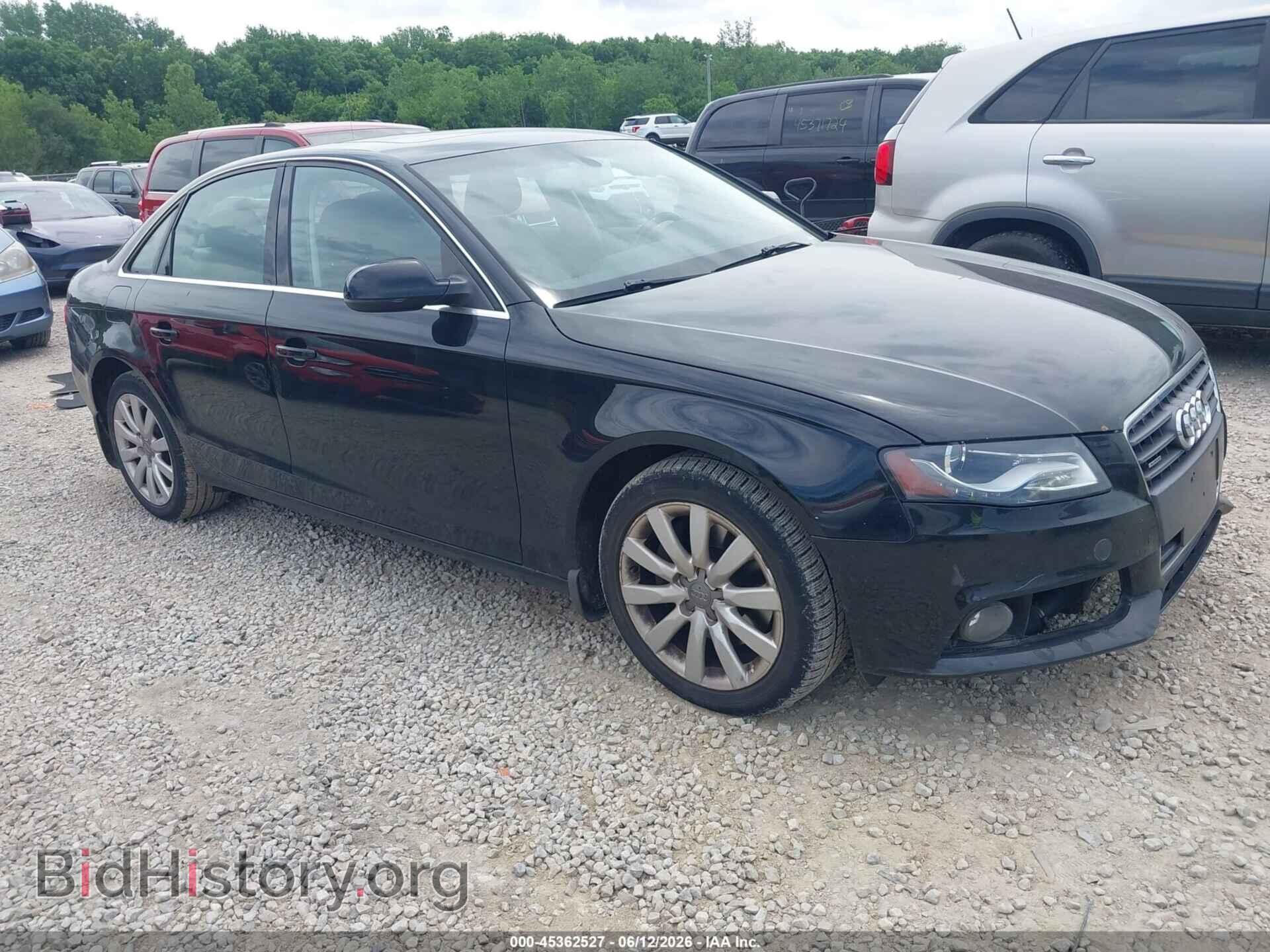 Фотография WAUBFAFL3CN015885 - AUDI A4 2012