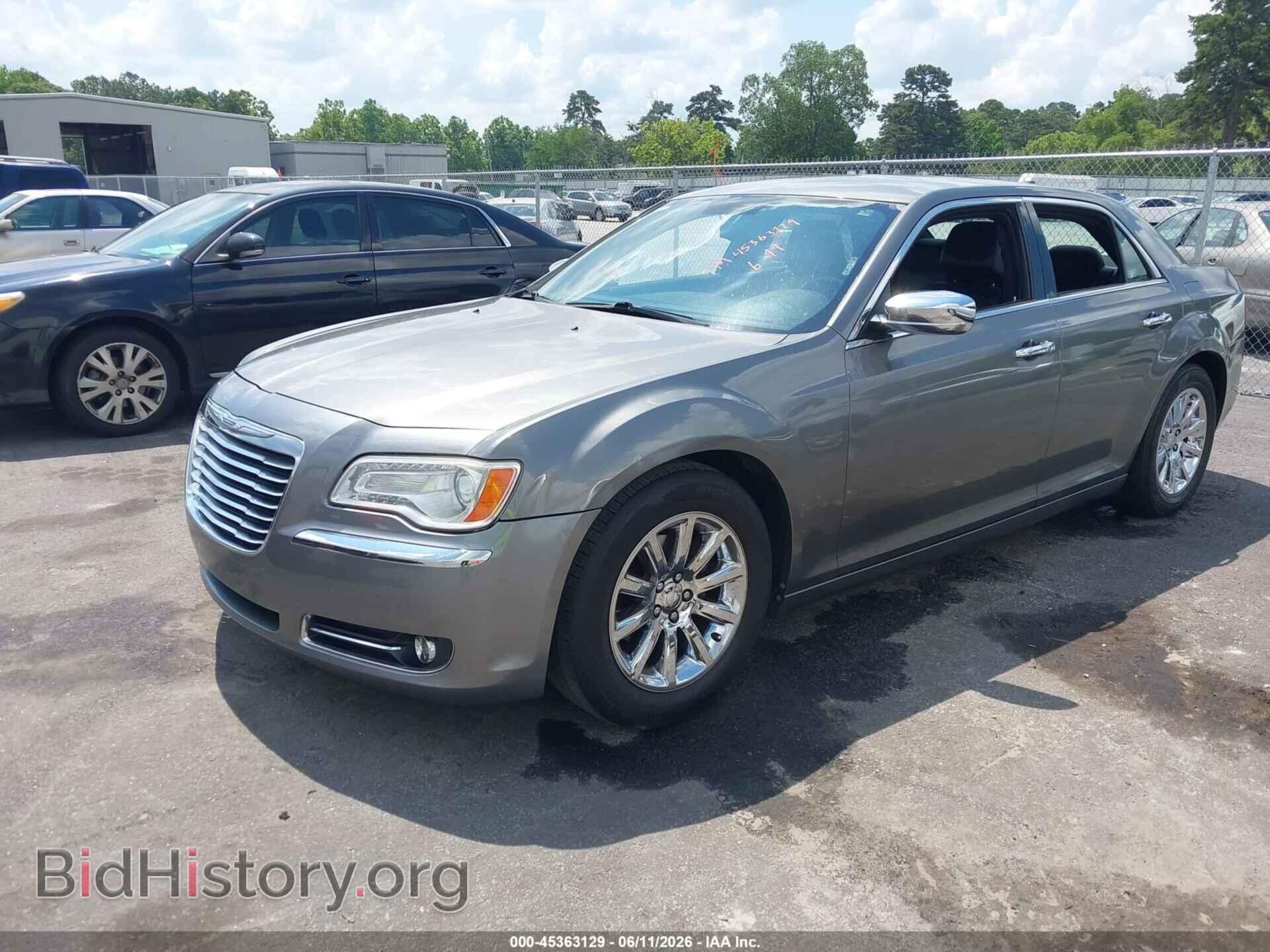 2012 CHRYSLER 300 - VIN: 2C3CCACG8CH237763 - Фото 2