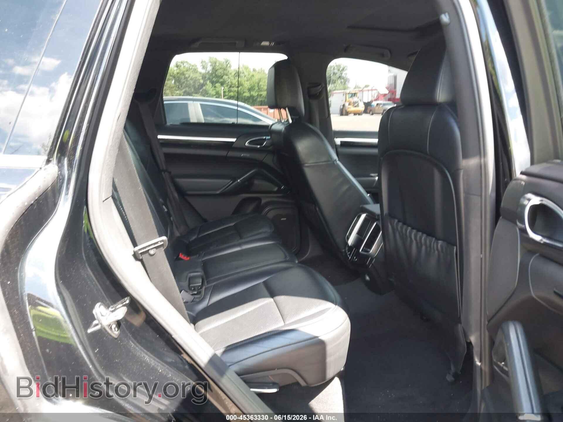 2012 PORSCHE CAYENNE - VIN: WP1AA2A28CLA08894 - Photo 8