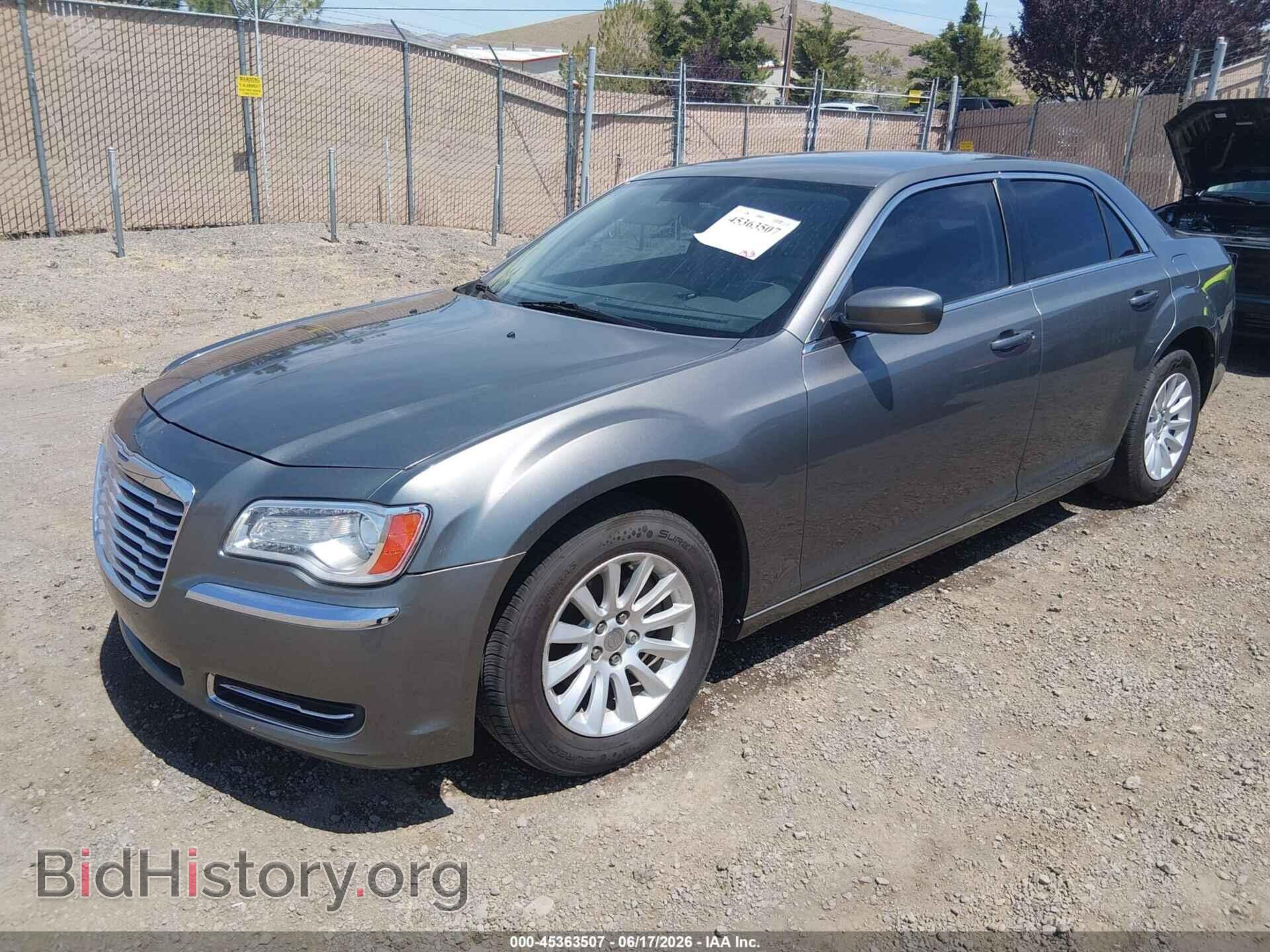 2012 CHRYSLER 300 - VIN: 2C3CCAAGXCH104666 - Фото 2