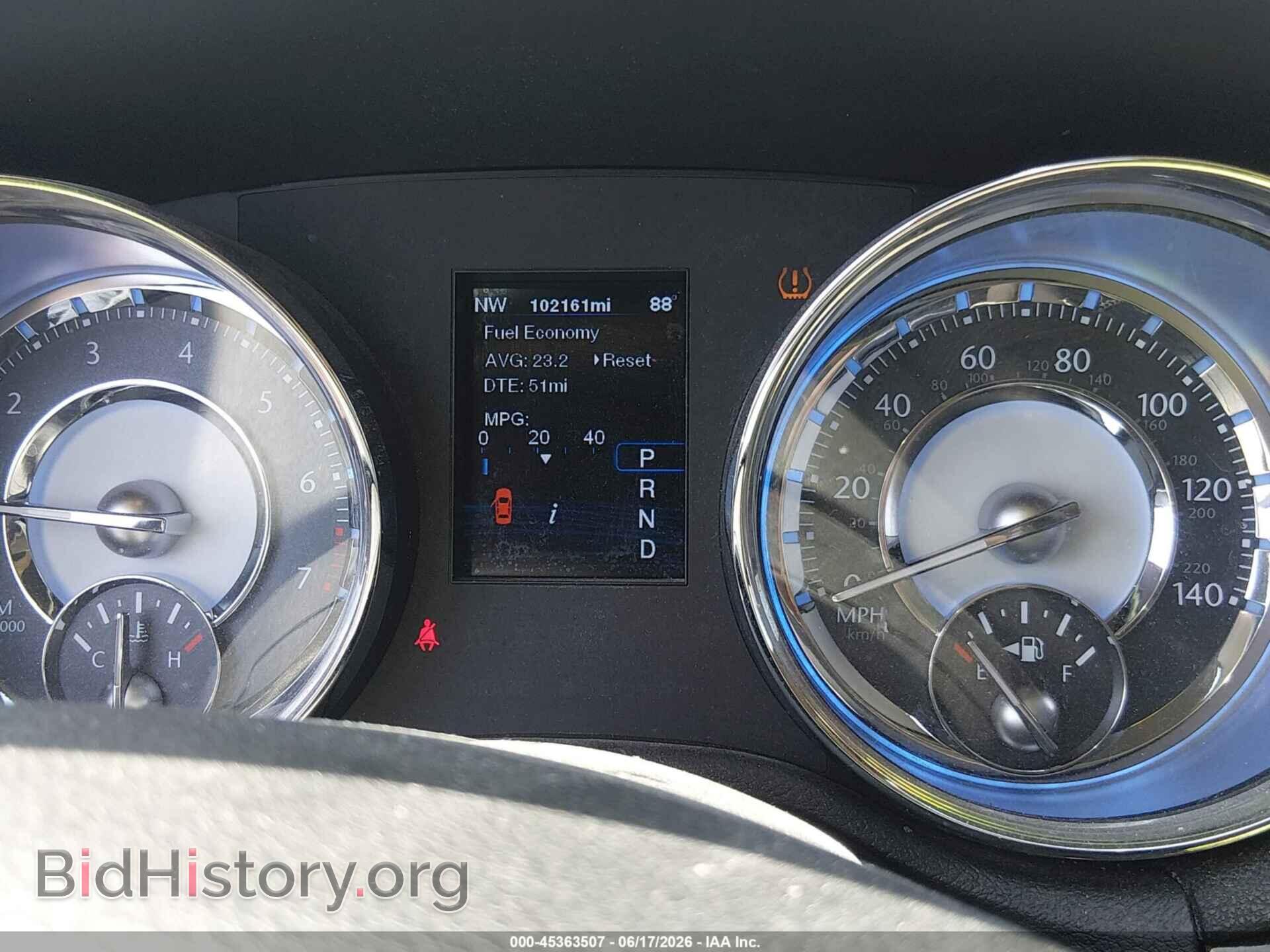 2012 CHRYSLER 300 - VIN: 2C3CCAAGXCH104666 - Фото 7