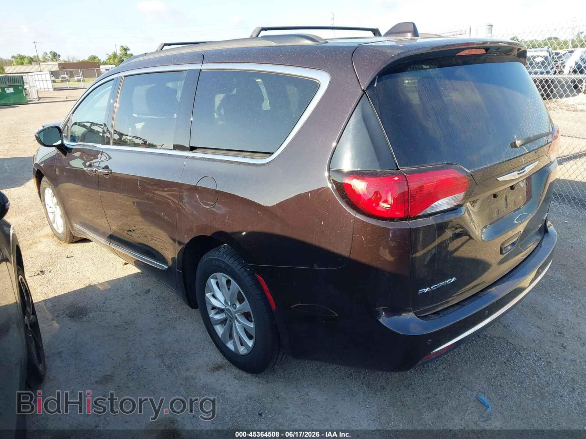 2017 CHRYSLER PACIFICA - VIN: 2C4RC1BG2HR644910 - Photo 3