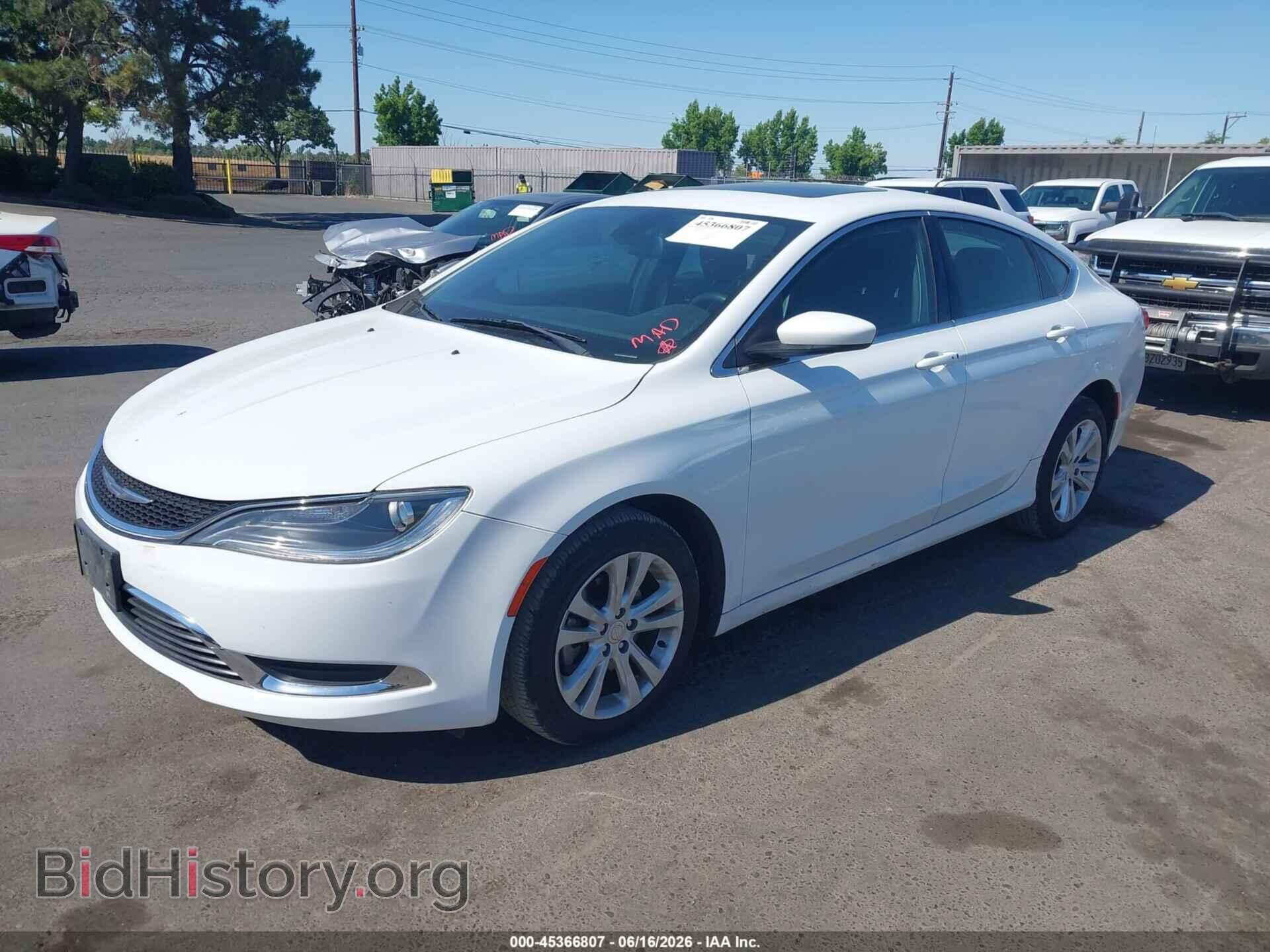 2015 CHRYSLER 200 - VIN: 1C3CCCAB0FN624869 - Фото 2