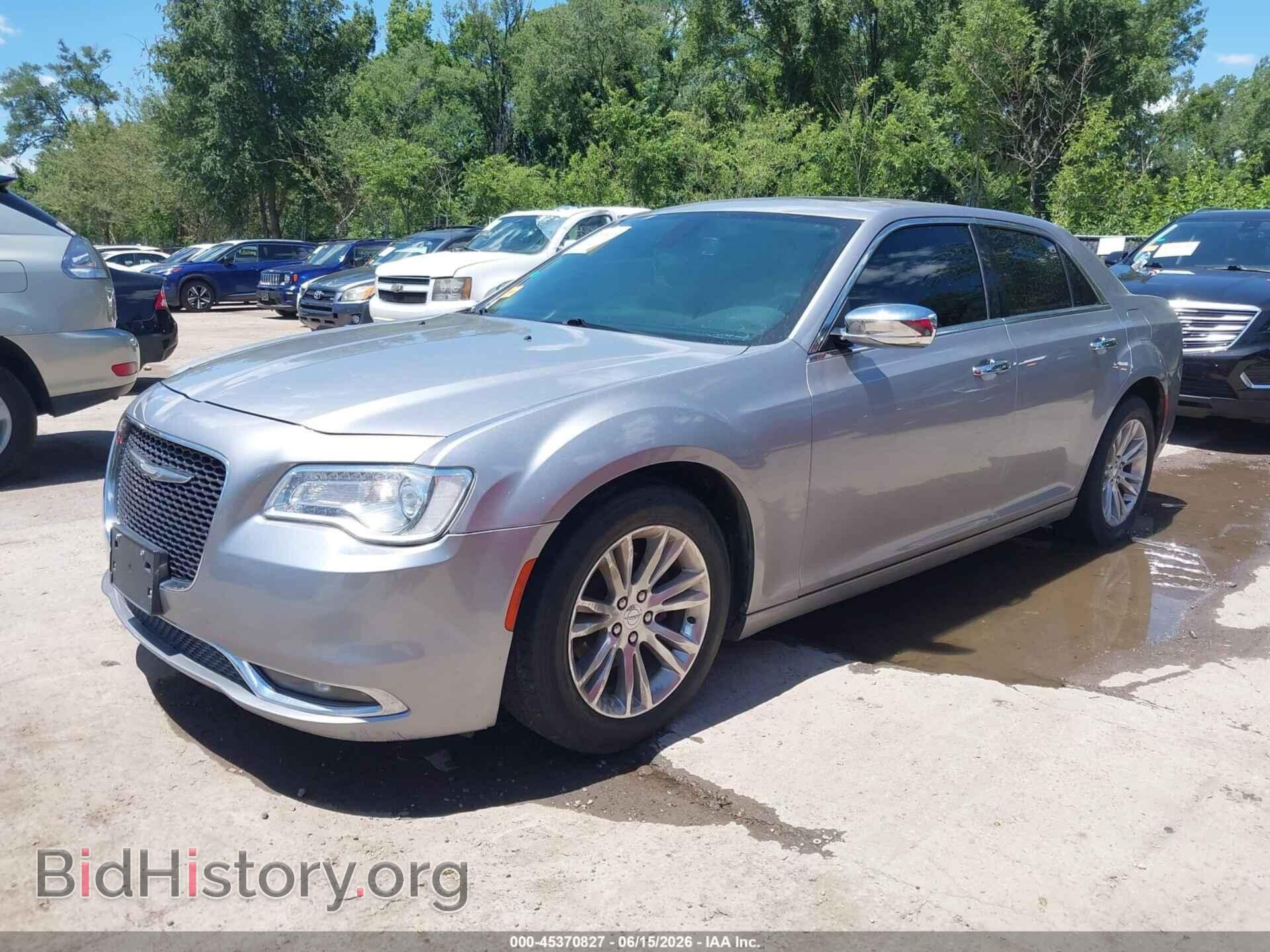 2017 CHRYSLER 300C - VIN: 2C3CCAEG0HH552237 - Фото 2