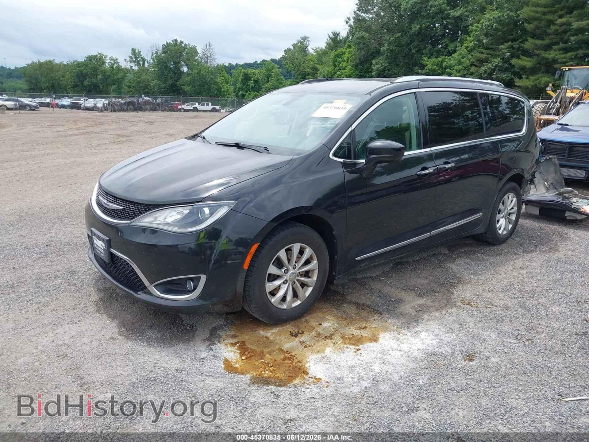 2019 CHRYSLER PACIFICA - VIN: 2C4RC1BG8KR650511 - Photo 2