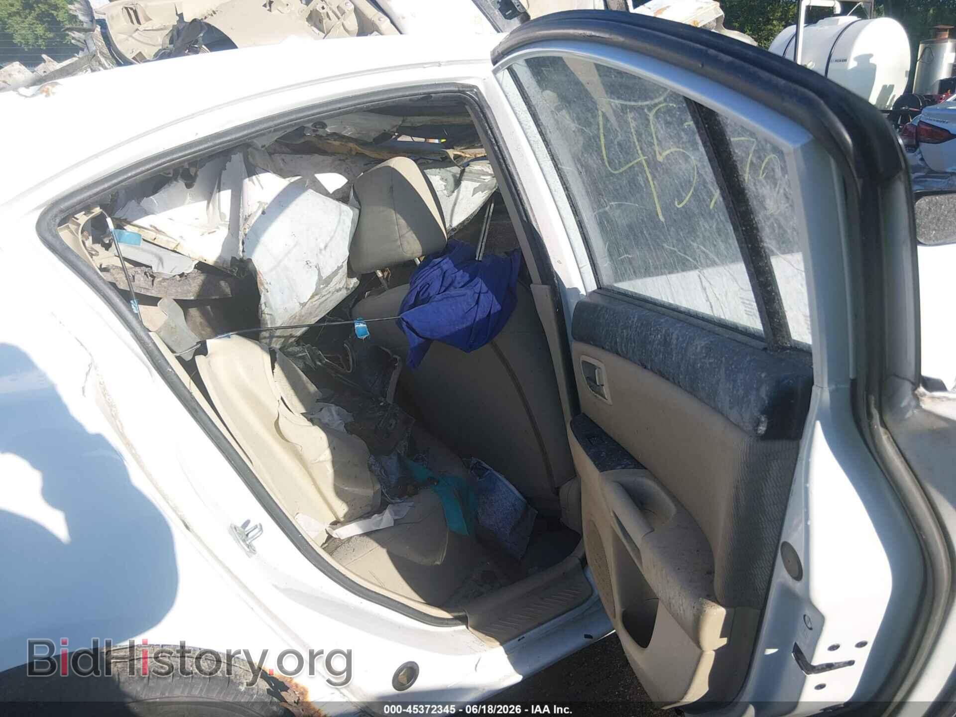 2007 MAZDA MAZDA3 - VIN: JM1BK32F471688370 - Фото 8