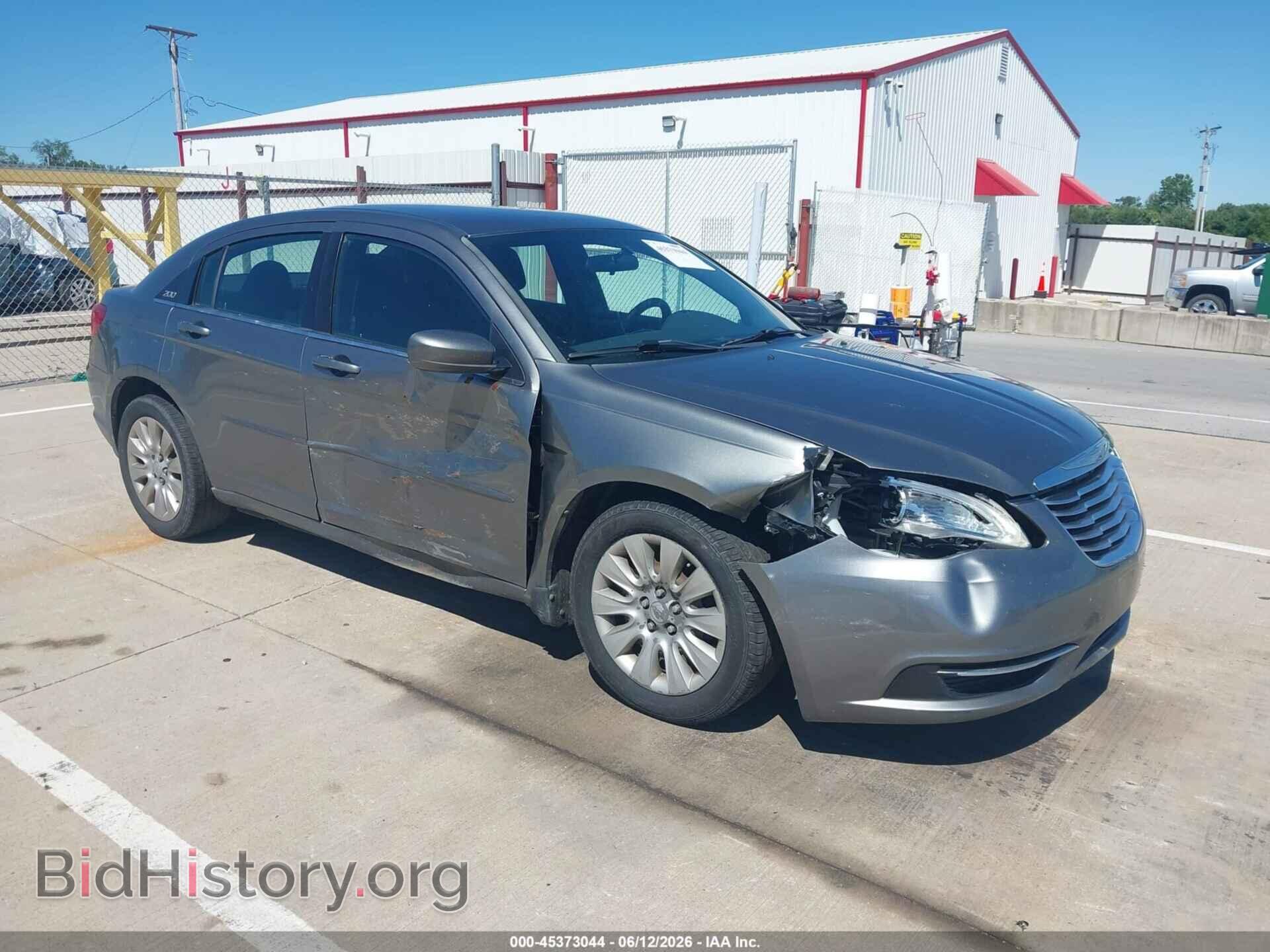 Фотография 1C3CCBAB0CN200050 - CHRYSLER 200 2012