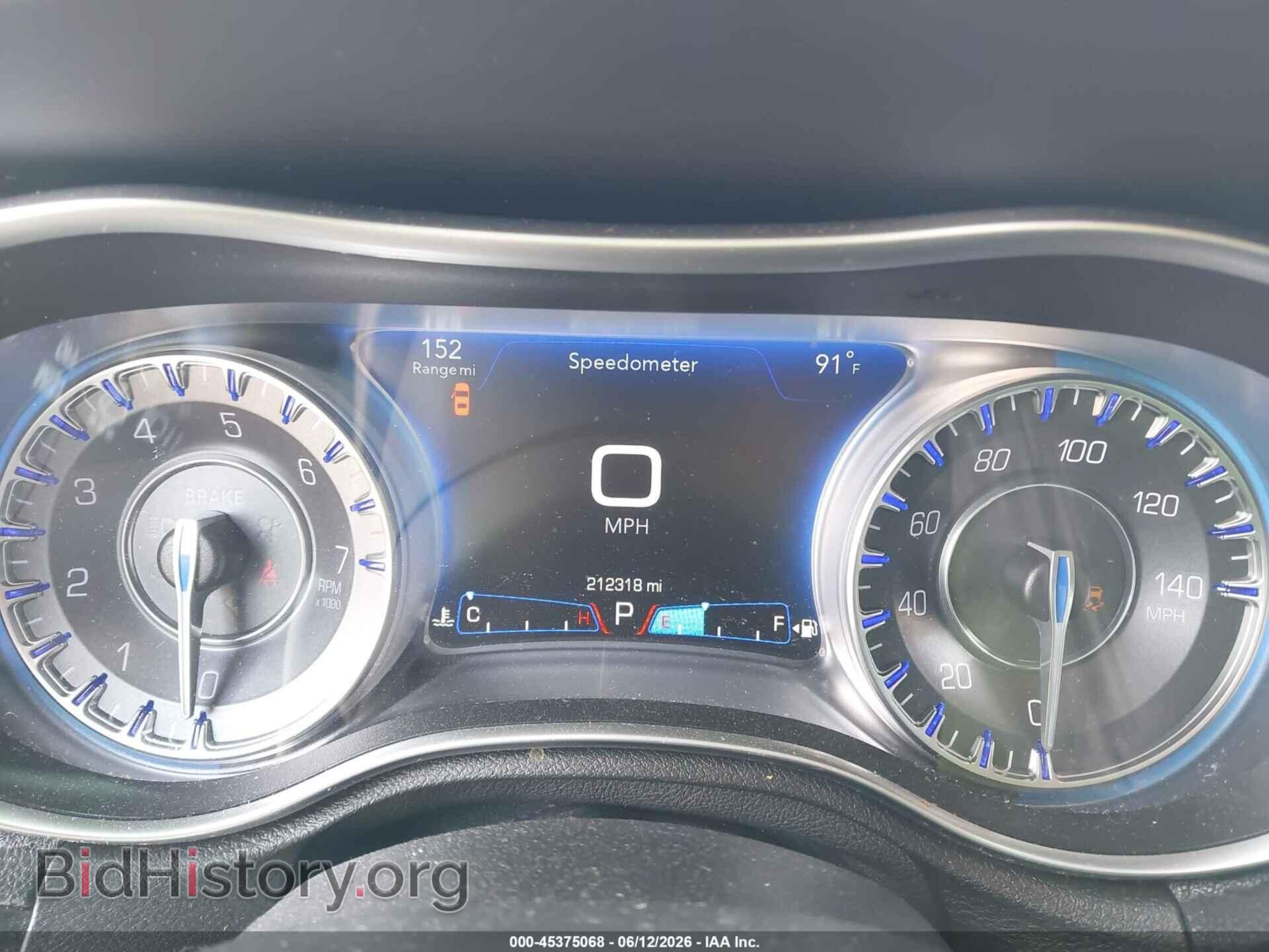 2016 CHRYSLER 300 - VIN: 2C3CCAAG2GH230137 - Фото 7