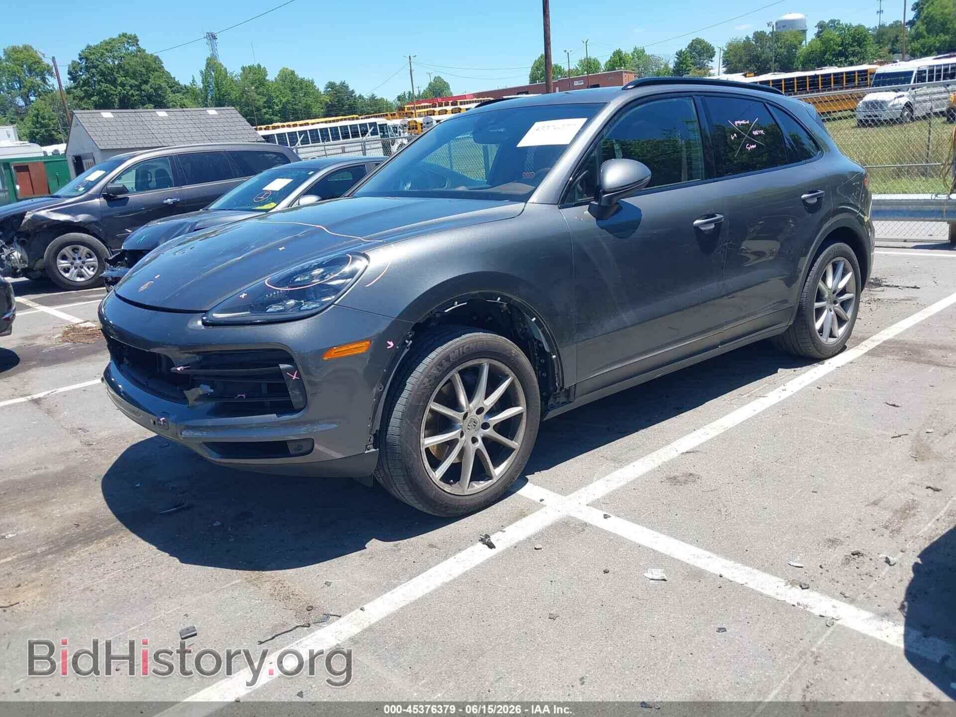 2019 PORSCHE CAYENNE - VIN: WP1AA2AY9KDA05077 - Photo 2