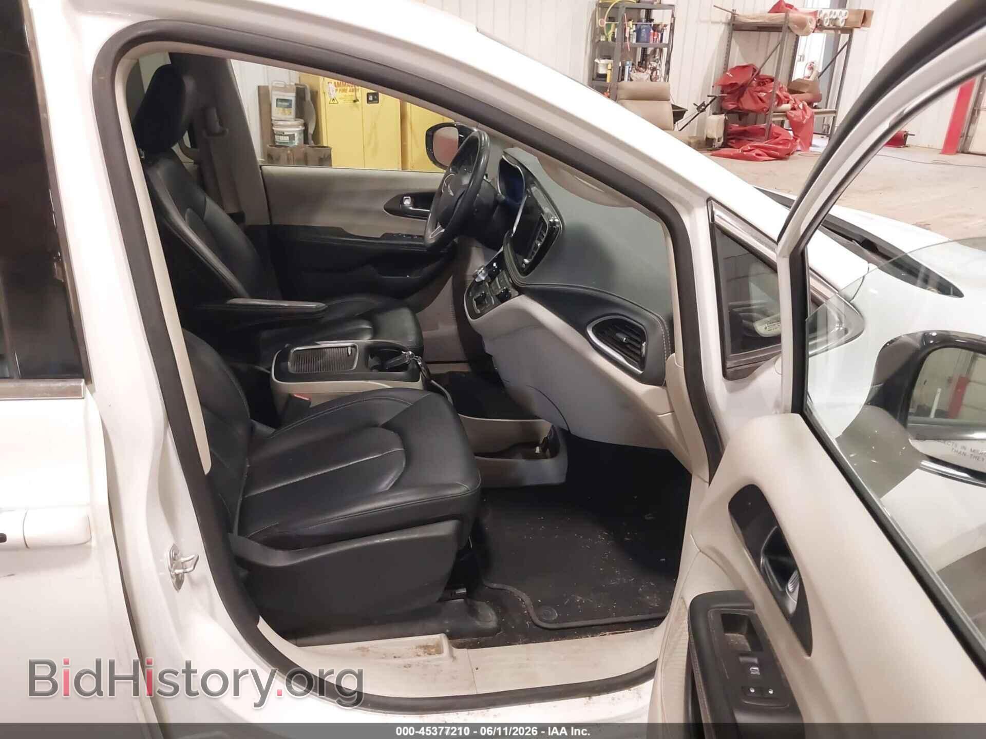 2024 CHRYSLER PACIFICA - VIN: 2C4RC1BGXRR112709 - Photo 5