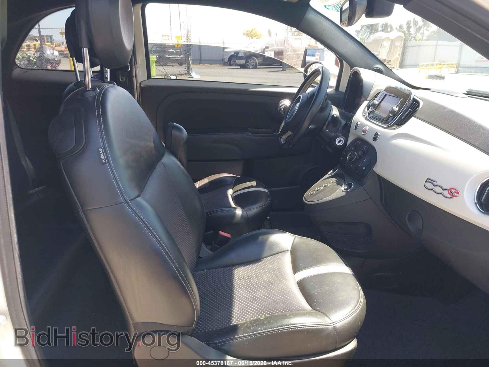 2017 FIAT 500E - VIN: 3C3CFFGE3HT557732 - Photo 5