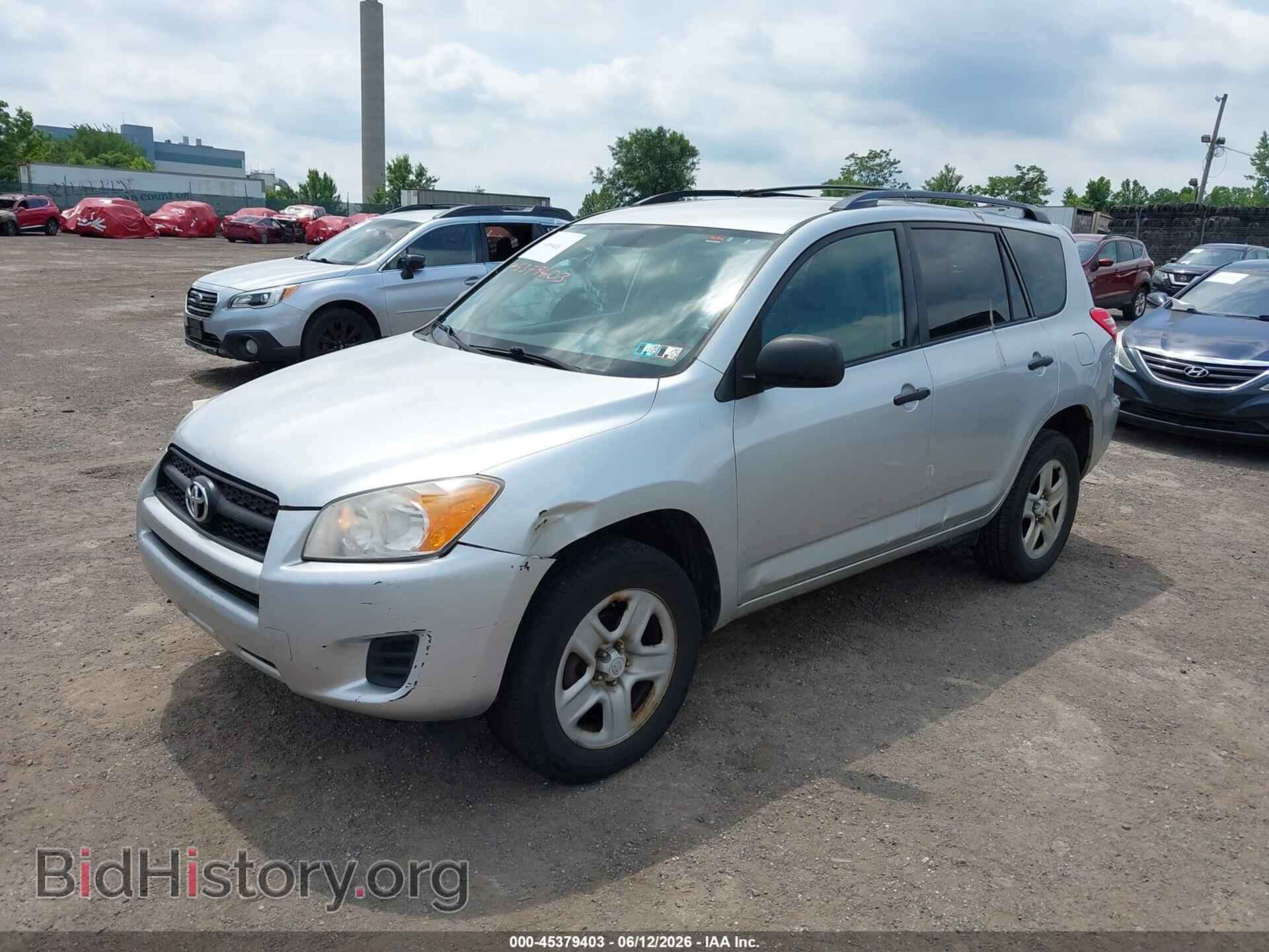 2011 TOYOTA RAV4 - VIN: 2T3BF4DV2BW118778 - Фото 2