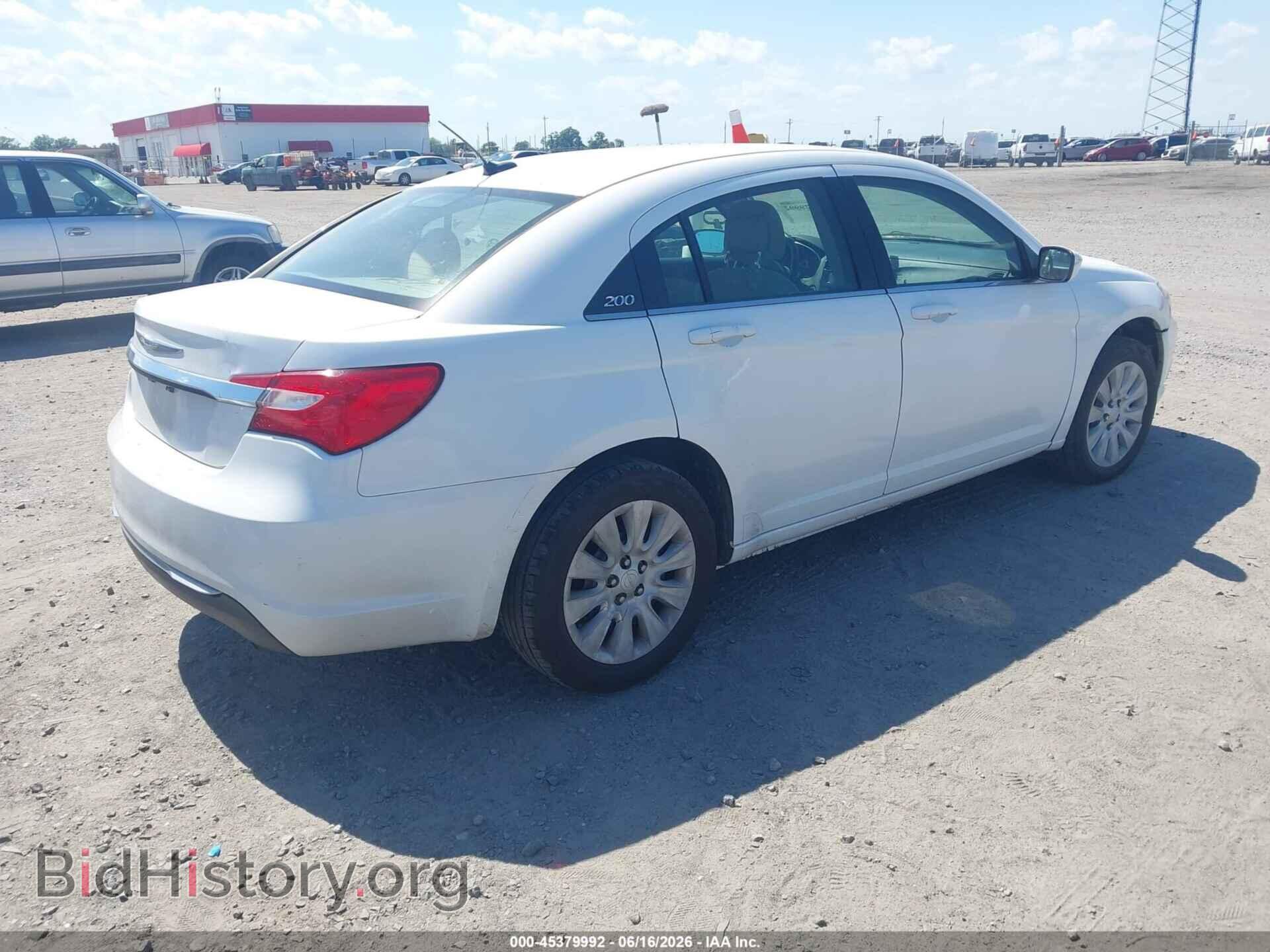 2012 CHRYSLER 200 - VIN: 1C3CCBAB8CN292461 - Фото 4