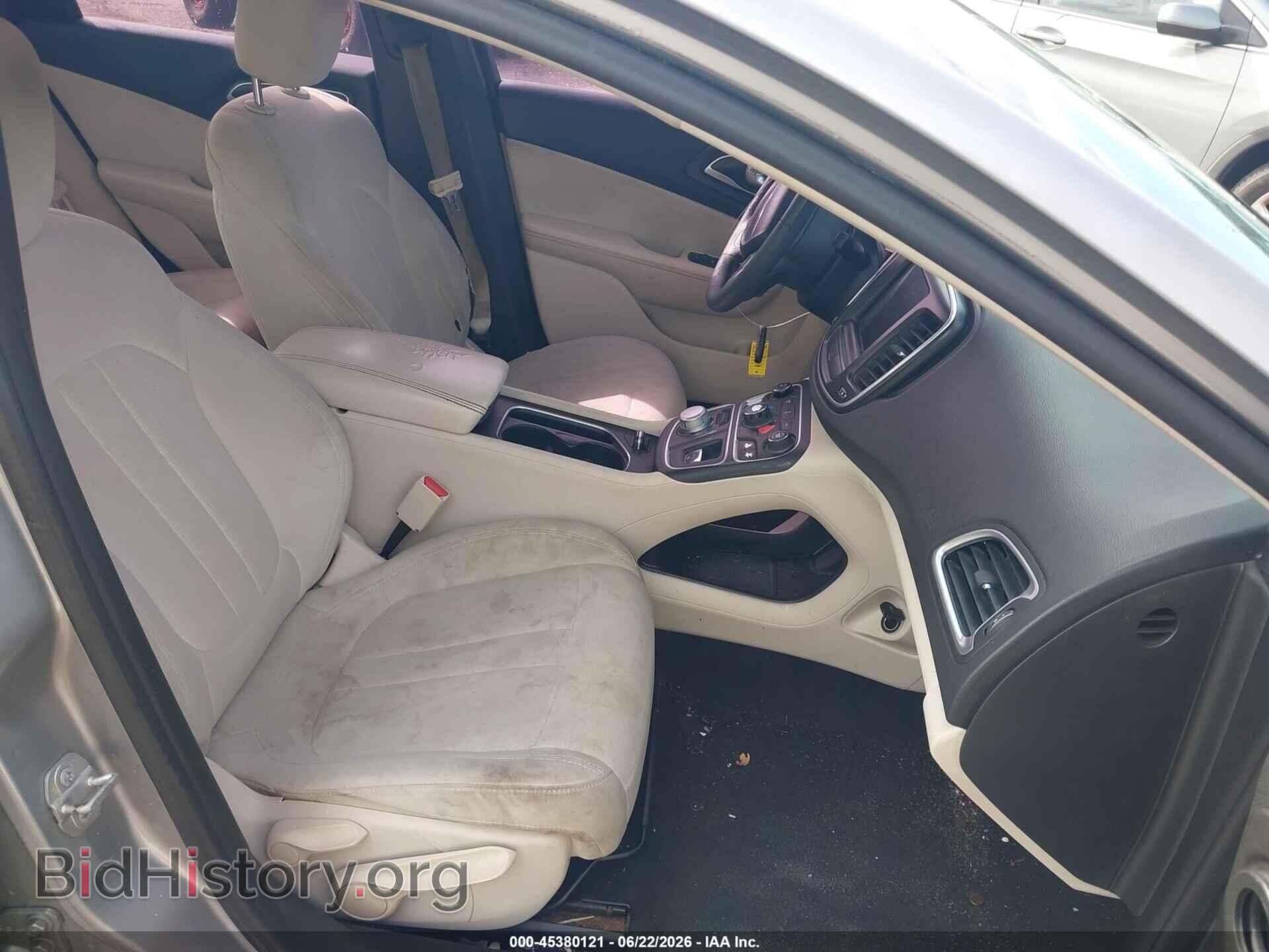 2016 CHRYSLER 200 - VIN: 1C3CCCAB3GN169727 - Photo 5