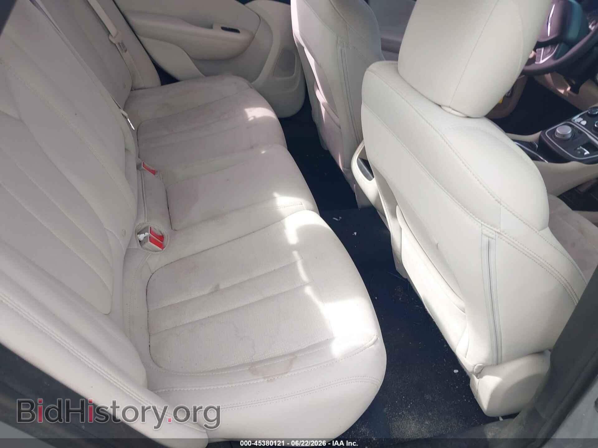 2016 CHRYSLER 200 - VIN: 1C3CCCAB3GN169727 - Photo 8